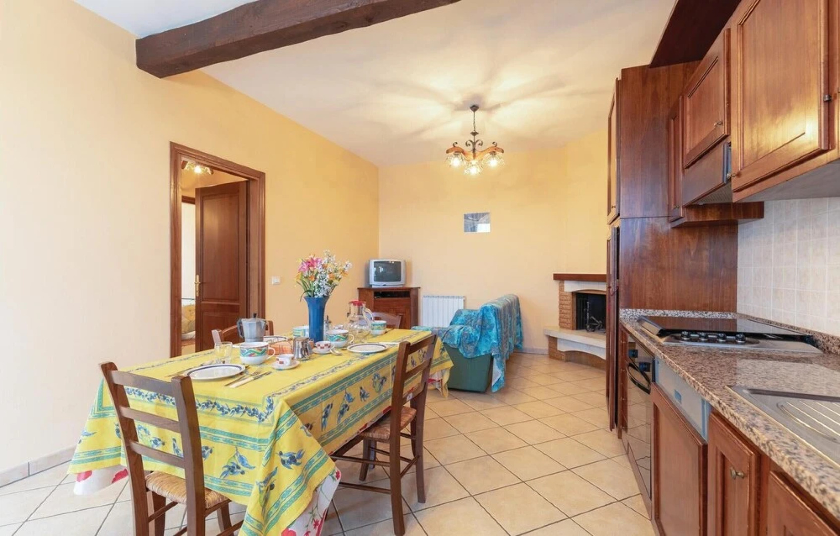 Beautiful Apartment in Castiglione del Lago With Wifi, Outdoor Swimming Pool and Outdoor Swimming Pool