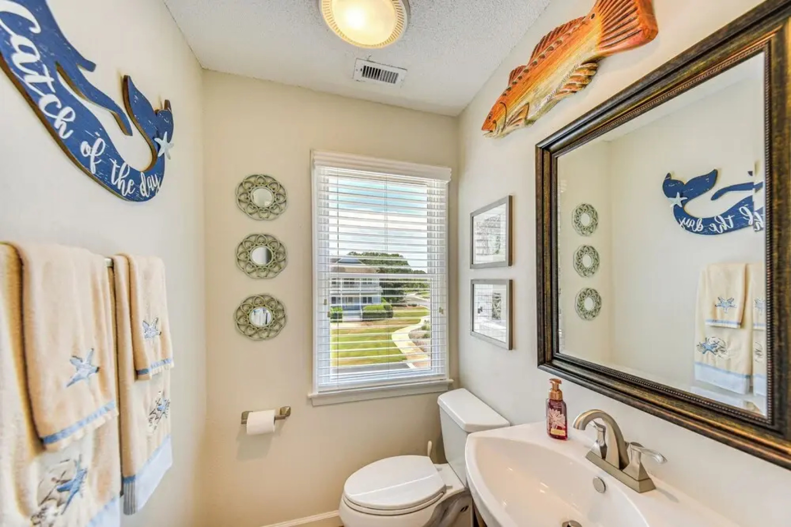 Spacious Outer Banks Home - Golf & Beach Access!