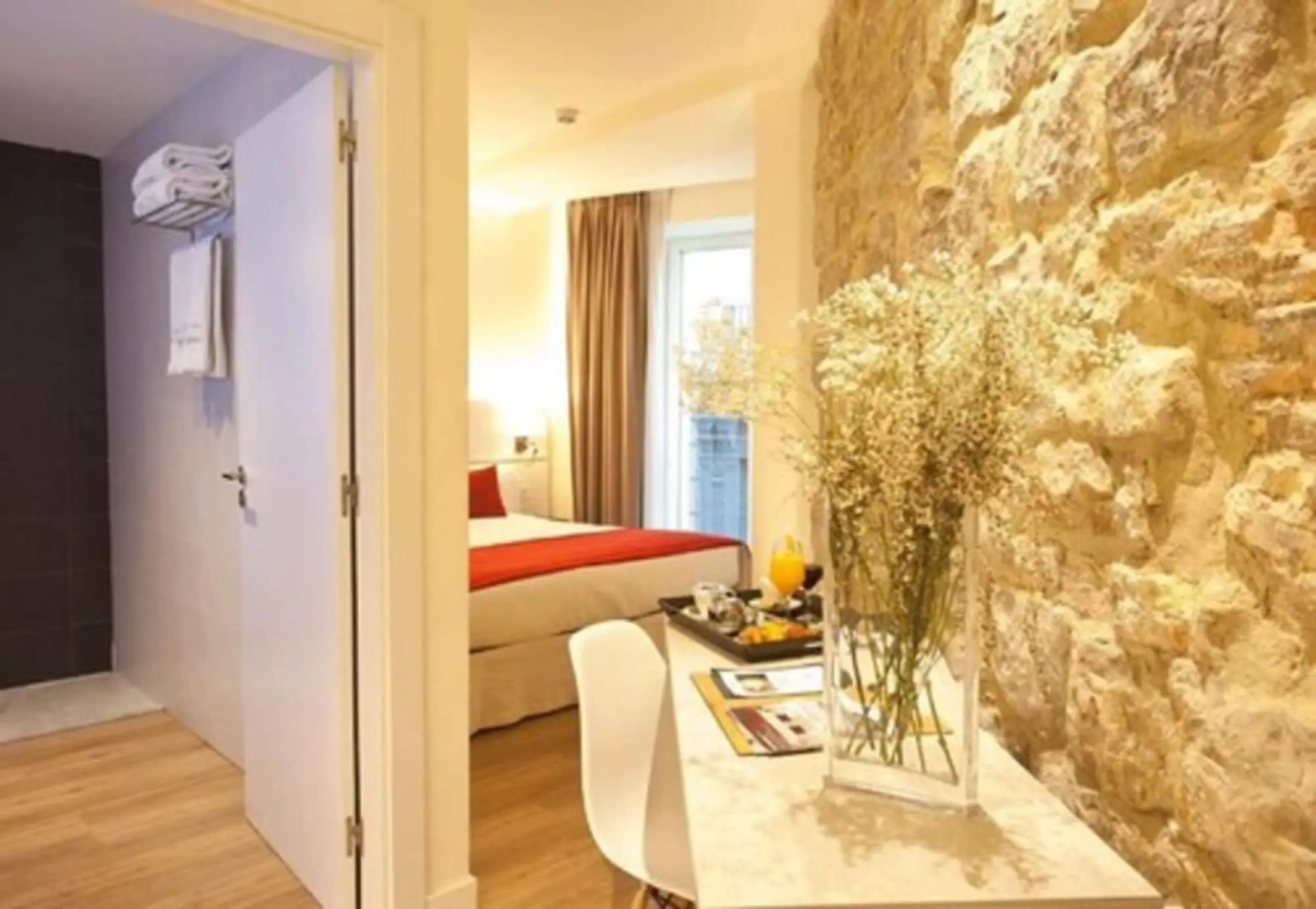 Hotel Pompaelo Urban Spa