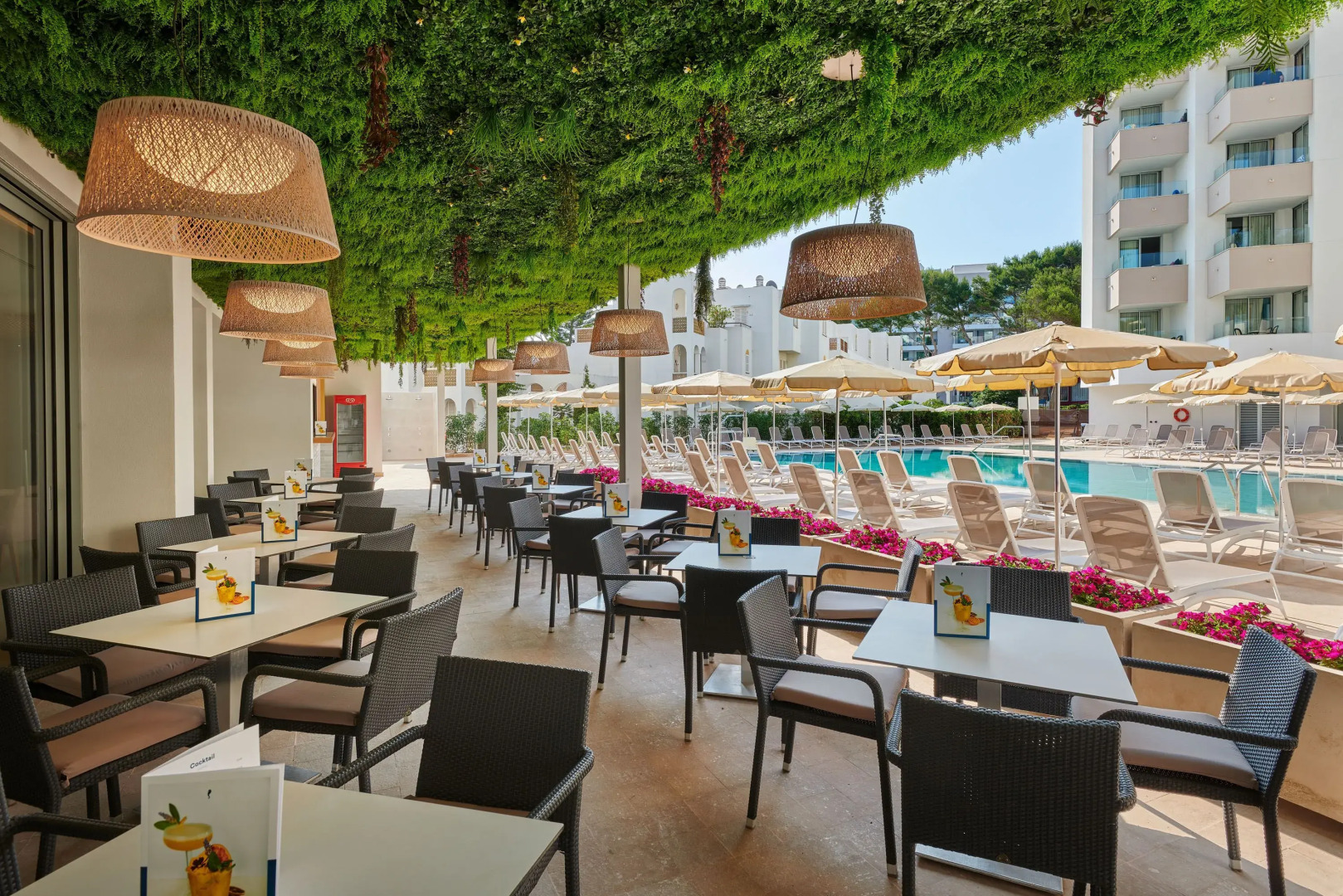 Hipotels Bahía Grande Aparthotel