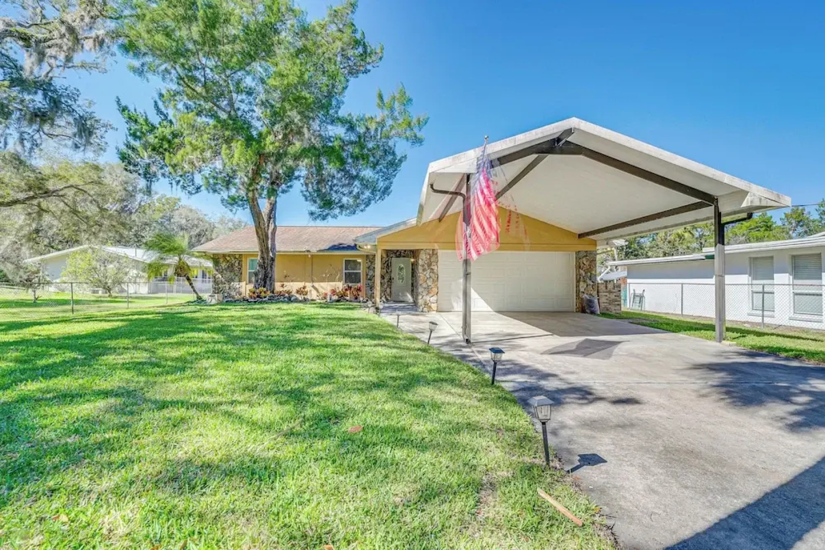 Riverfront Home With Private Dock, Fire Pit!