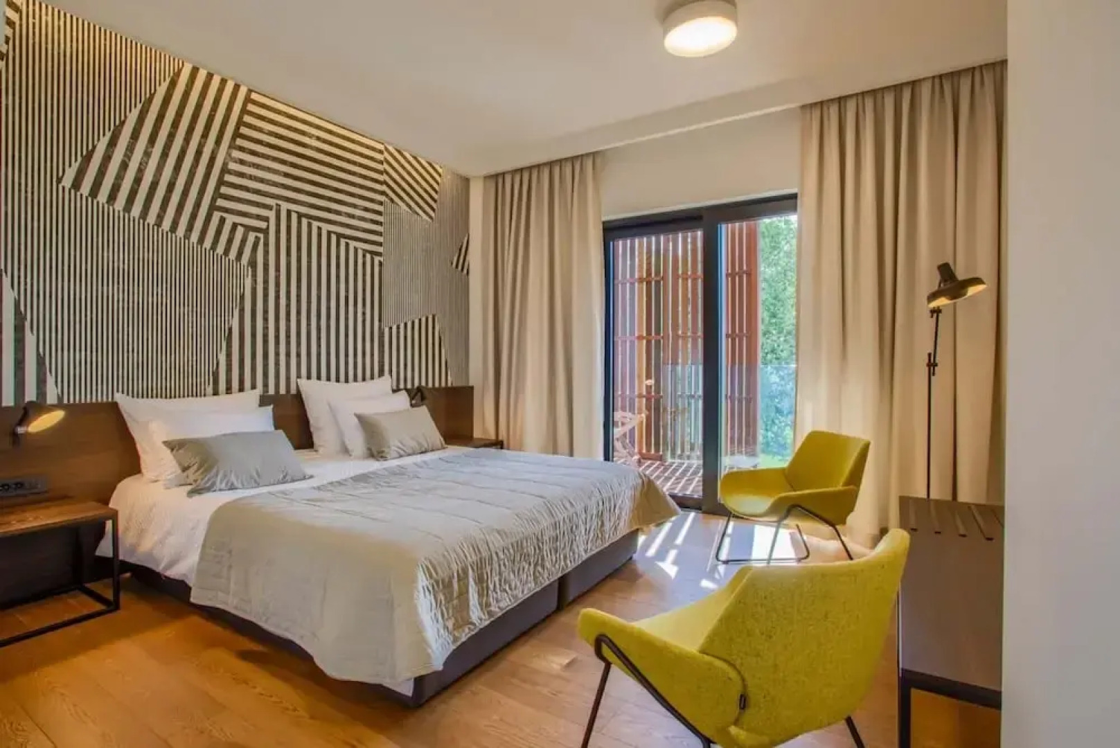 Villa Yellow Tree CFH