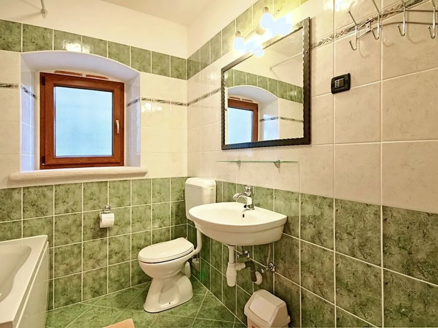 Authentic Villa in Tinjan With Private Pool