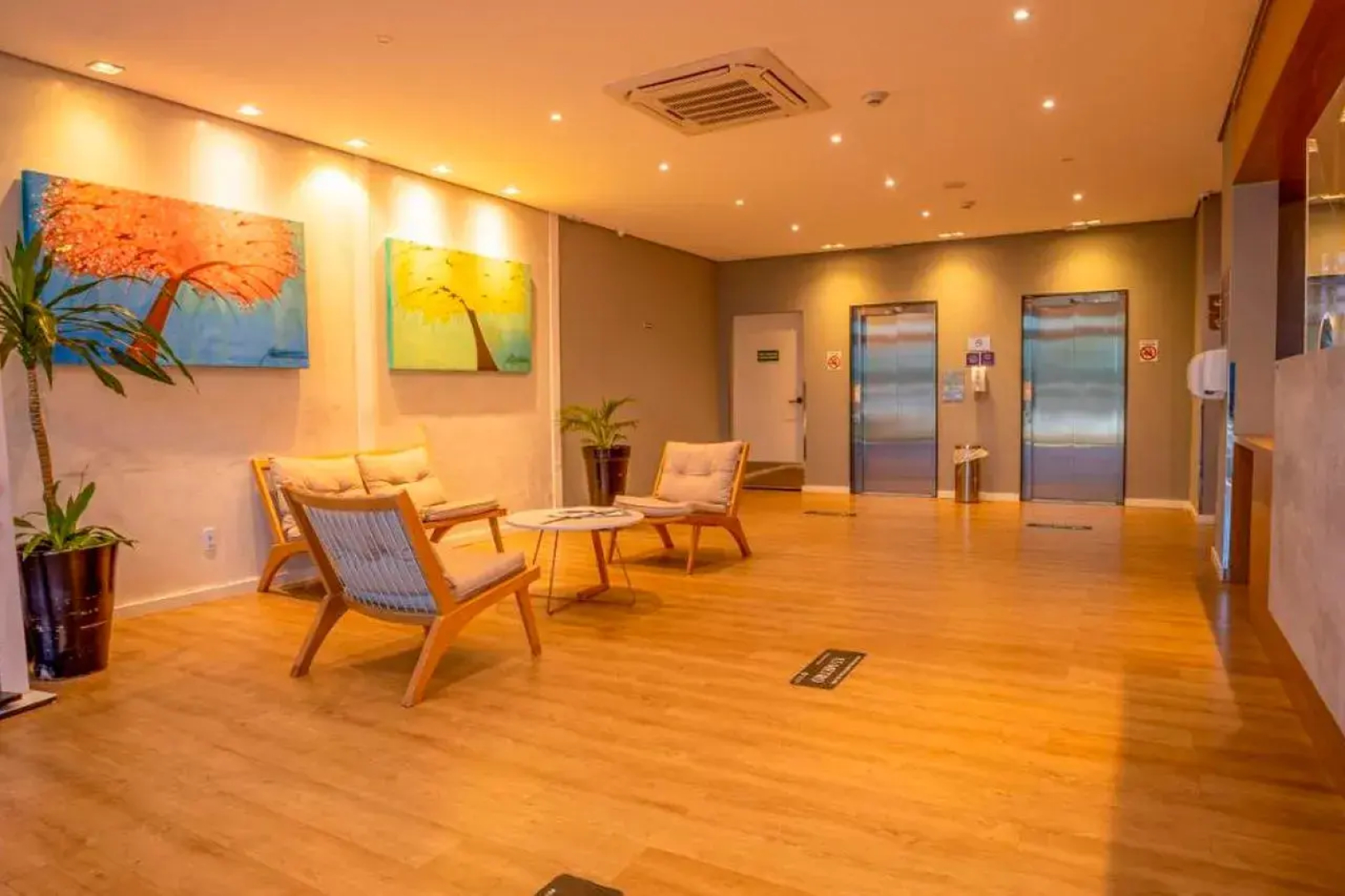 Caranda Hplus Express De Campo Grande