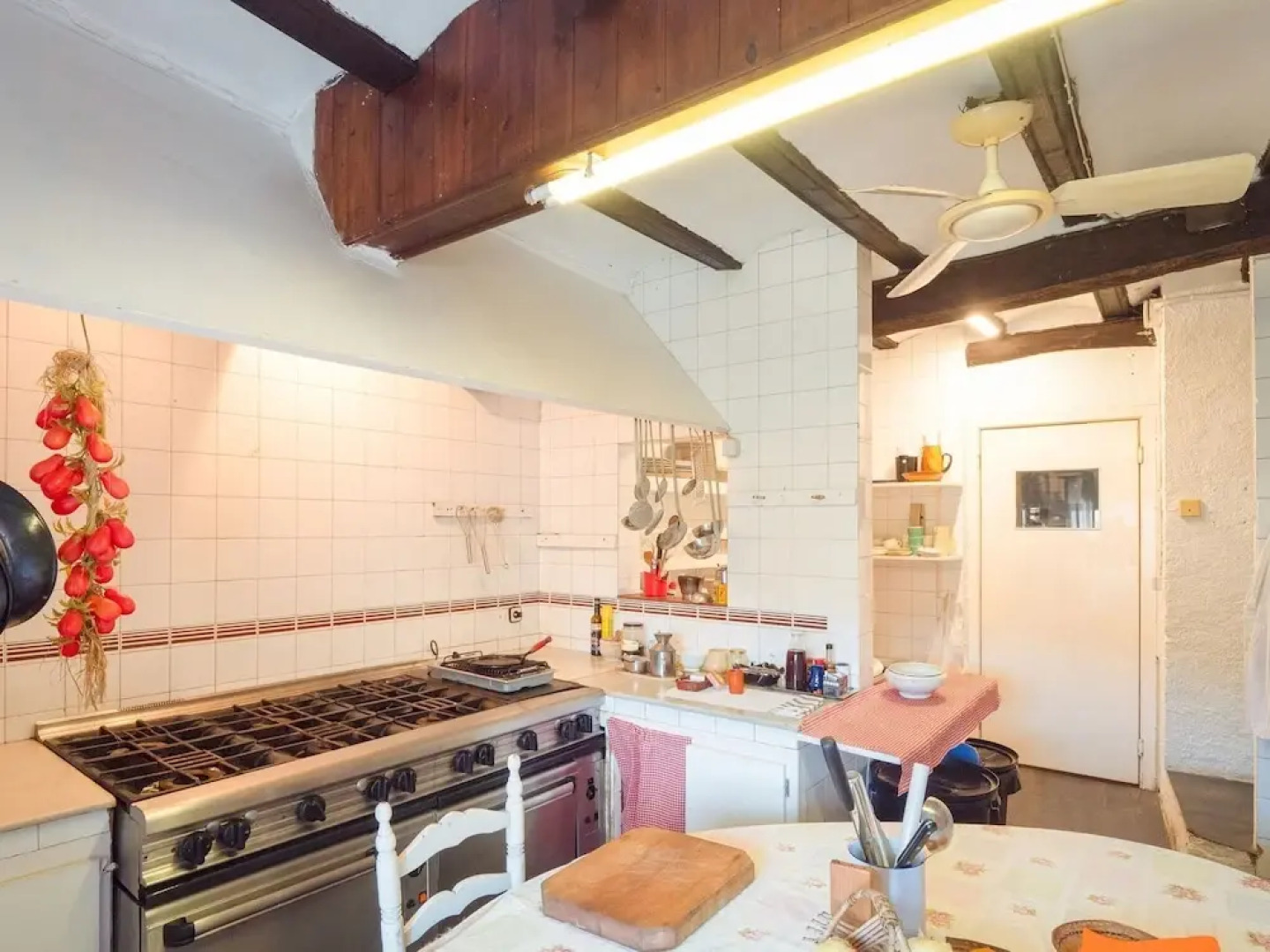 Rustic Holiday Home in Tolva near Mont Rebei Lake