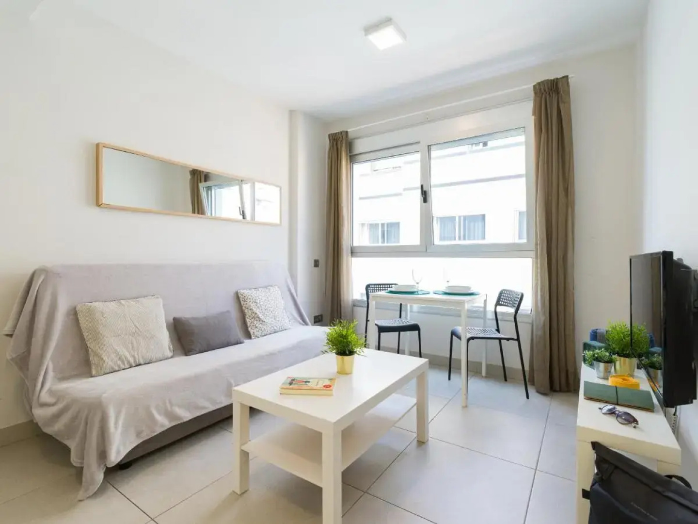 Tusity Yeah Apartments