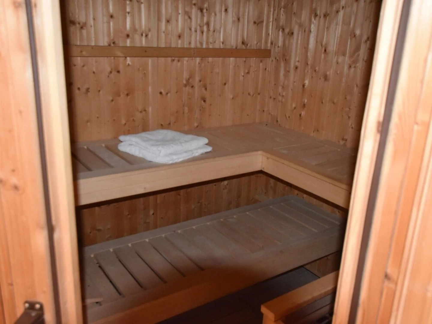 Snug Bungalow in Alt Farpen With Garden