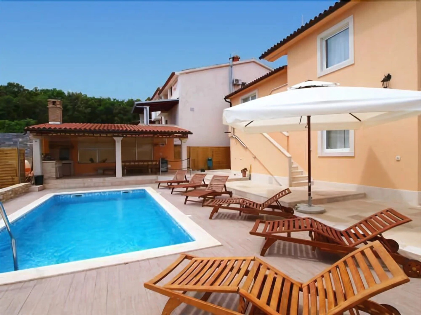 Holiday House Stinjan Licardo