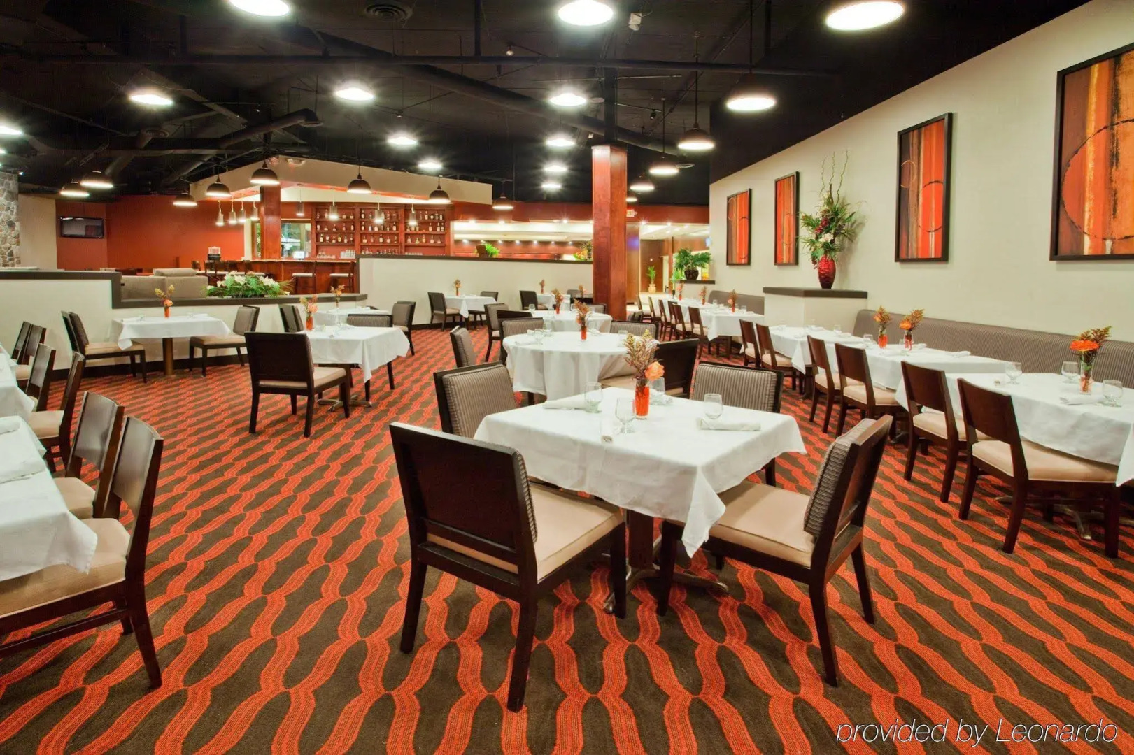 Sheraton Grand Rapids Airport Hotel