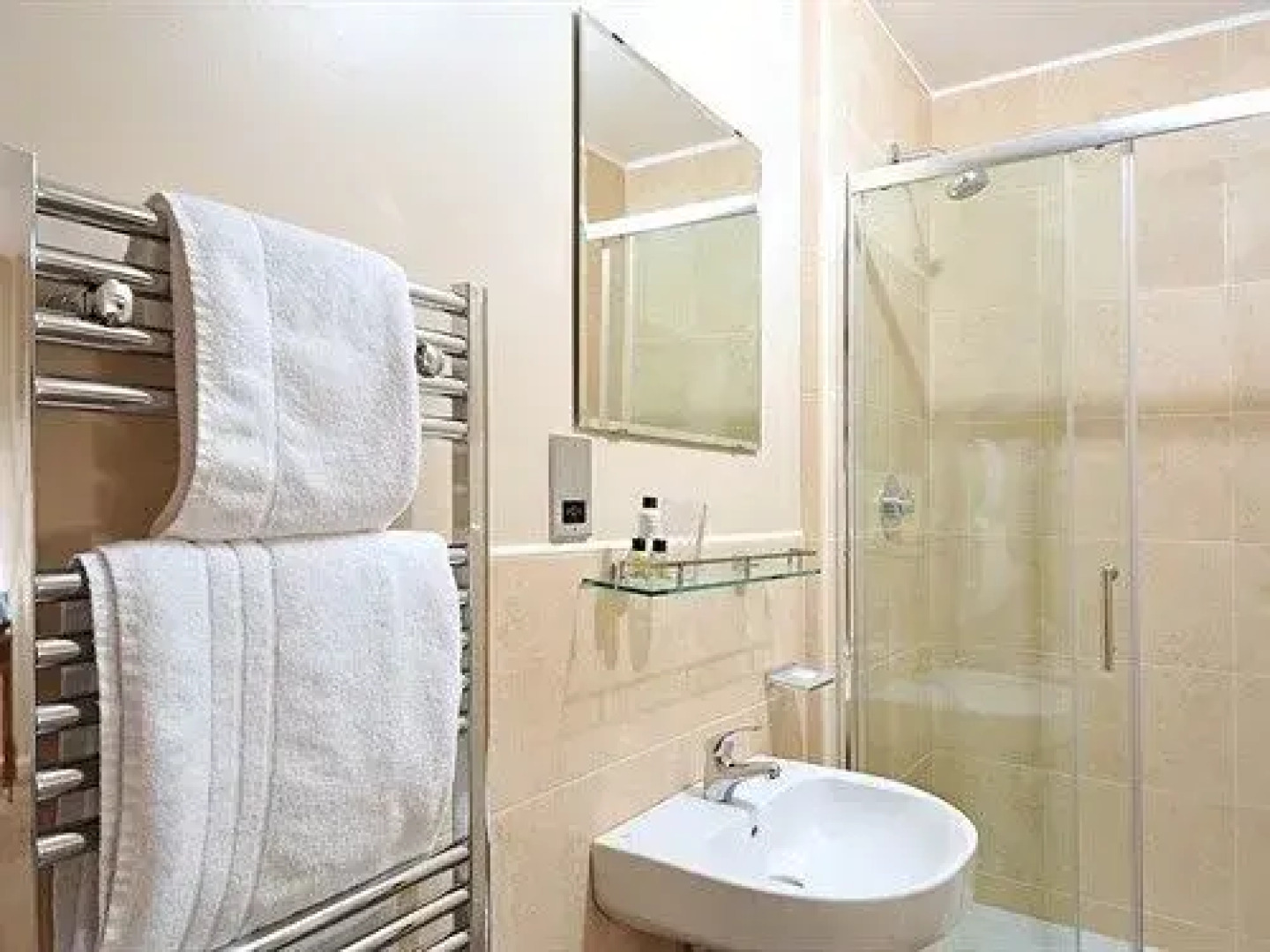 The Fishermans Arms Hotel