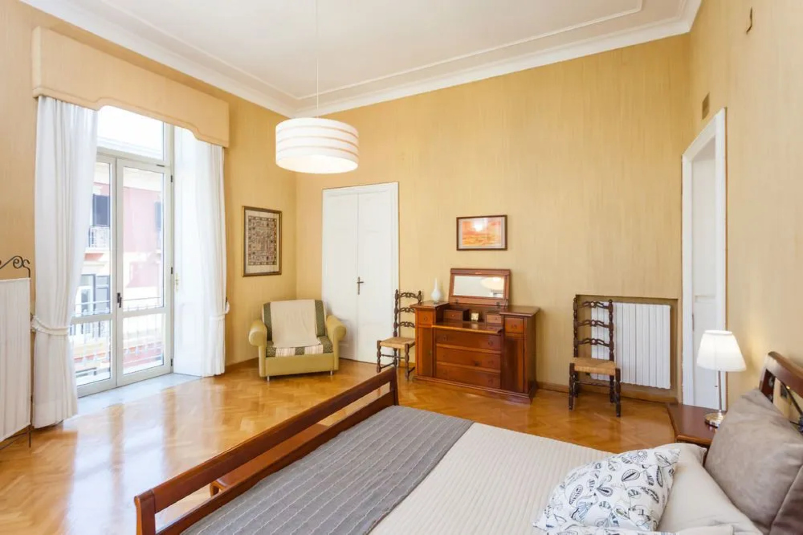 Al Maschio Angioino - Castel Nuovo