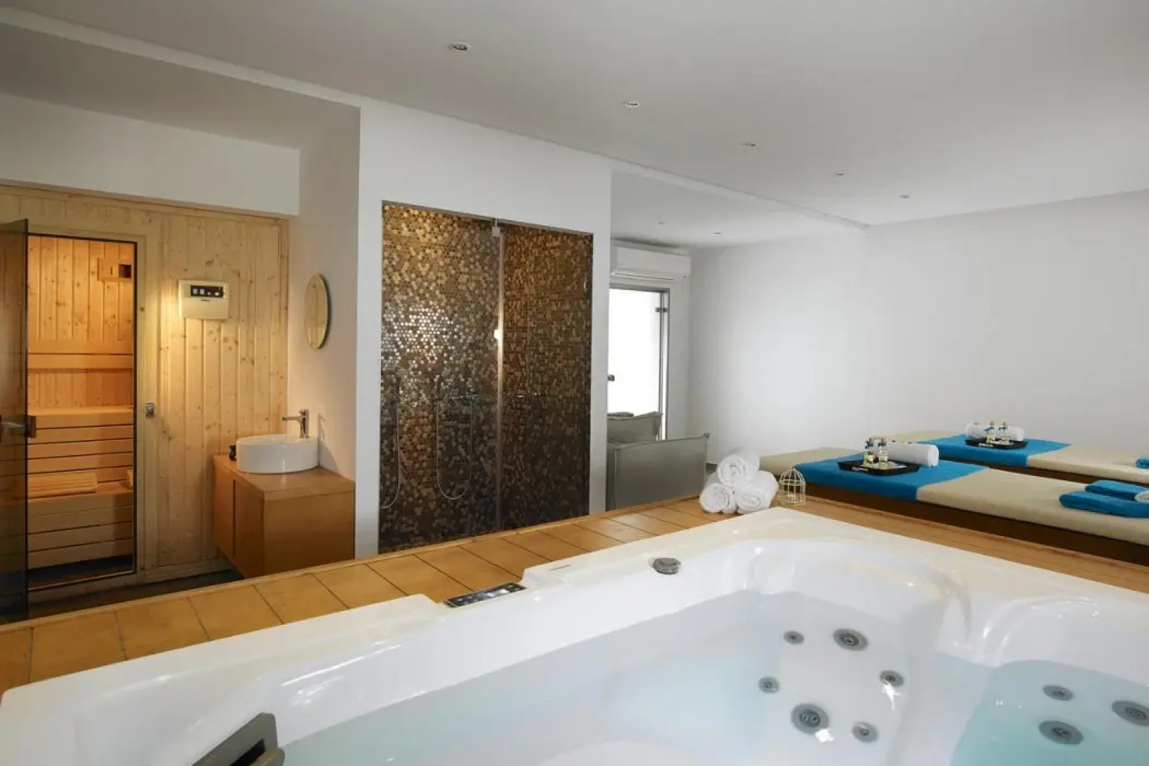 Anemos Luxury Grand Resort