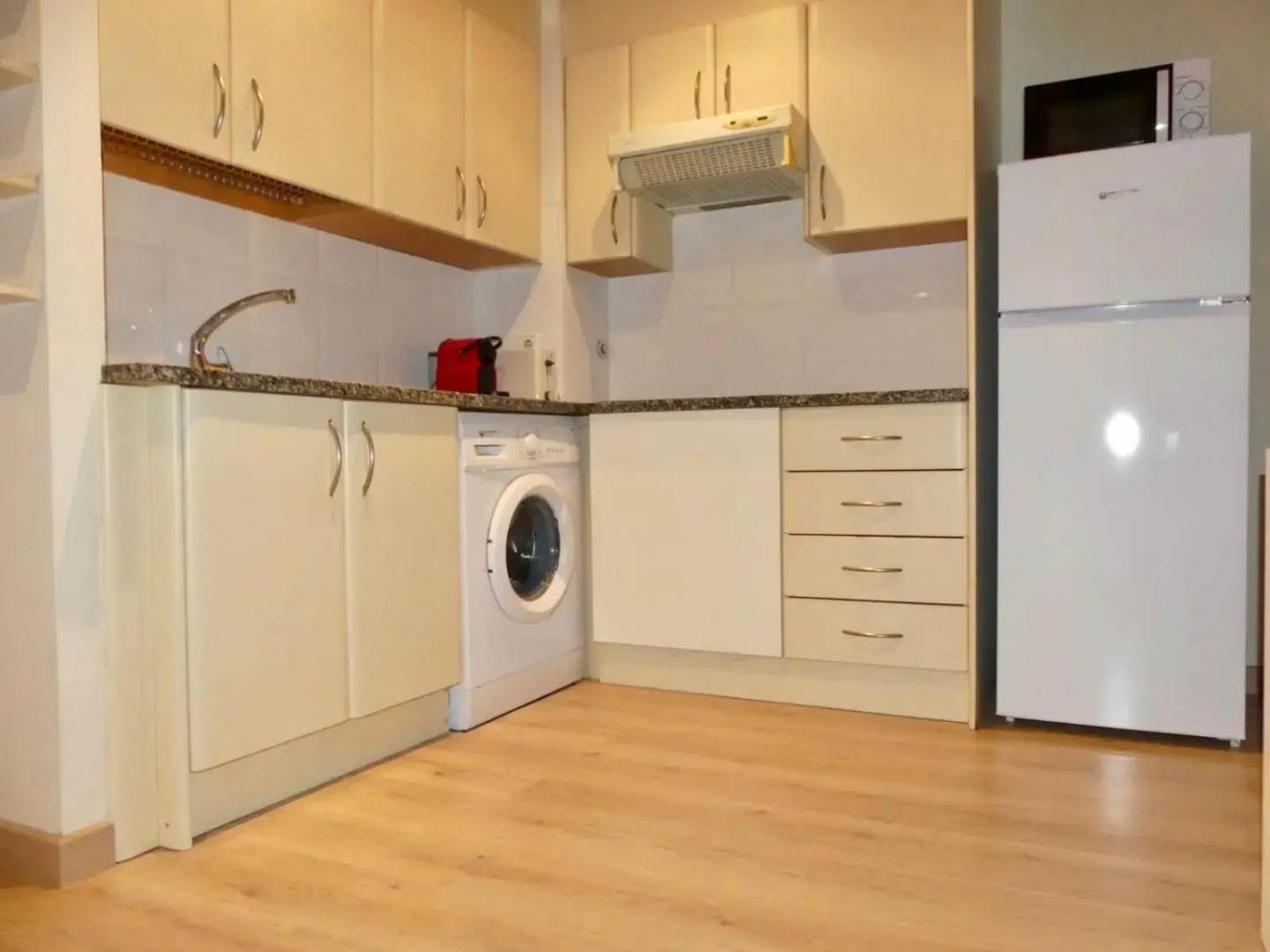 DÚPLEX Acollidor al Centre de Vic APTGARBI