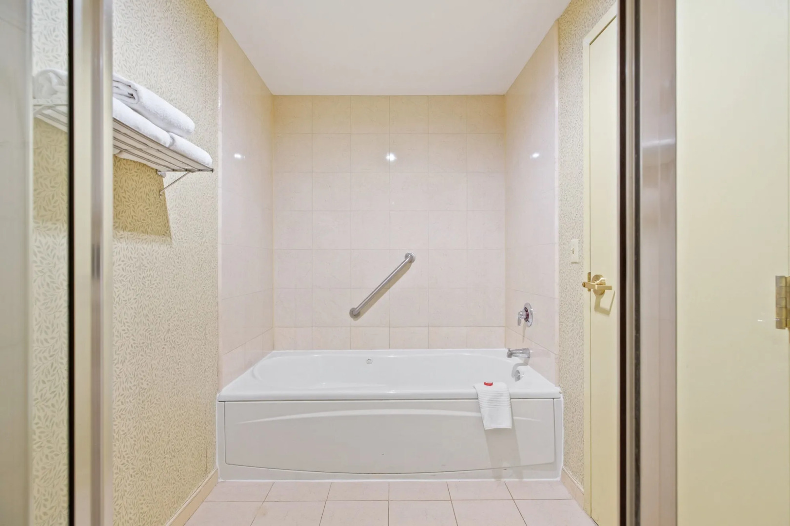 OYO Hotel St. Louis Downtown City Center MO