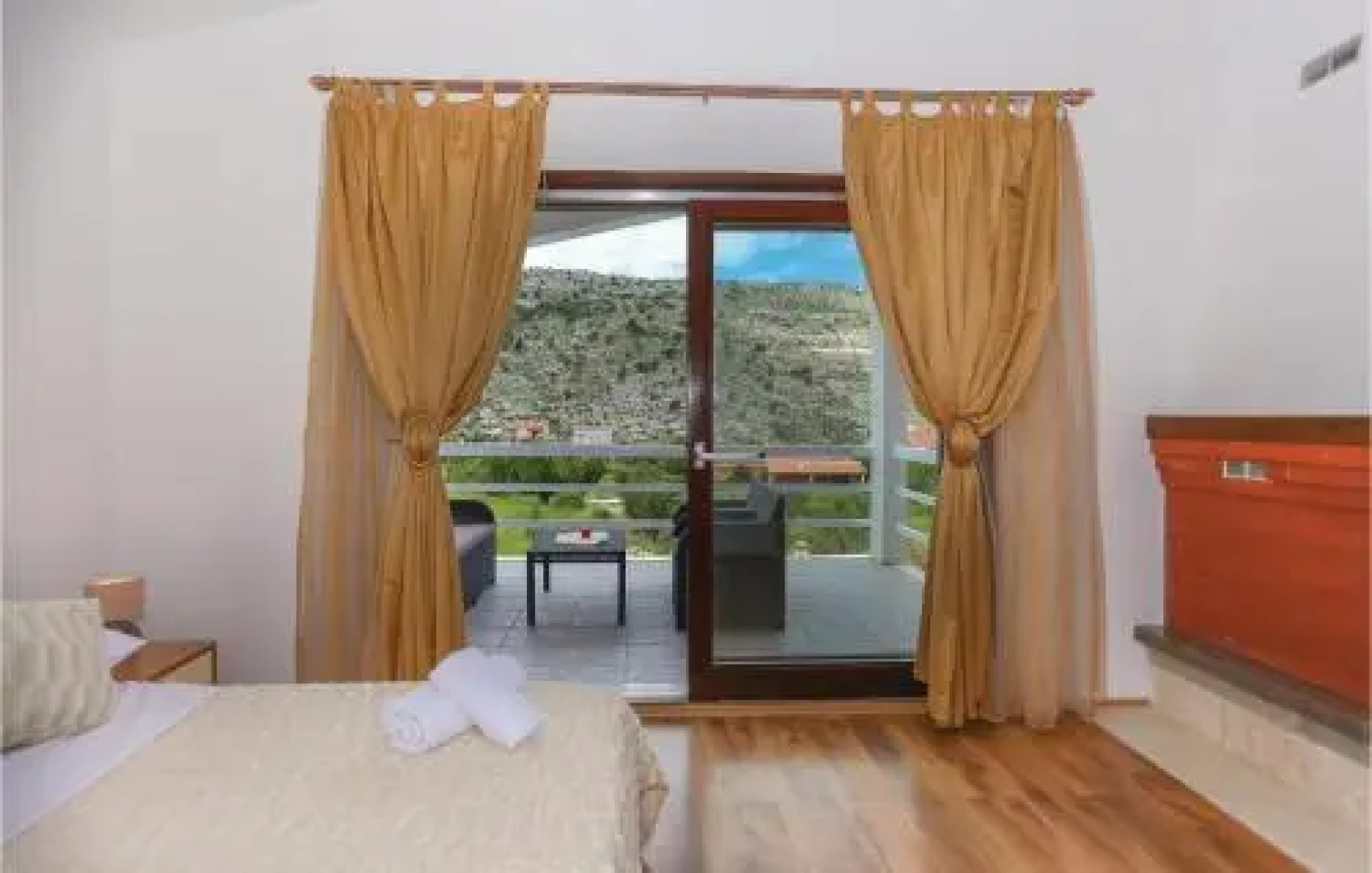 Holiday Home Srinjine with Fireplace 09