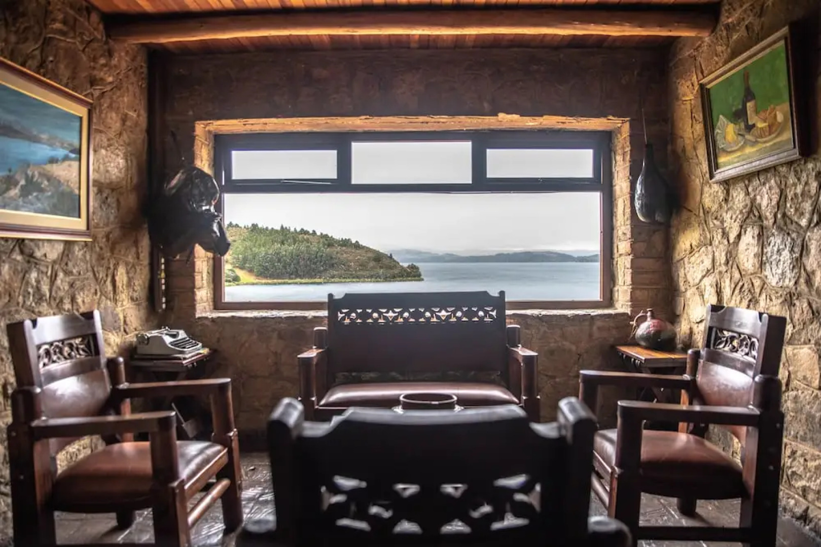 Hotel refugio pozo azul