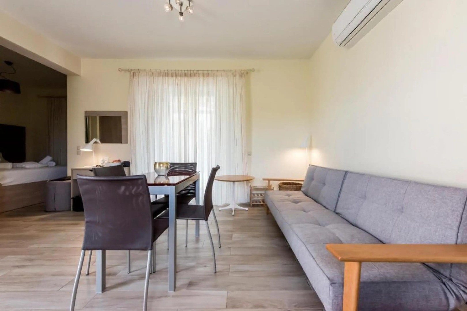 Artemis, Villa With Pool 250m To The Beach