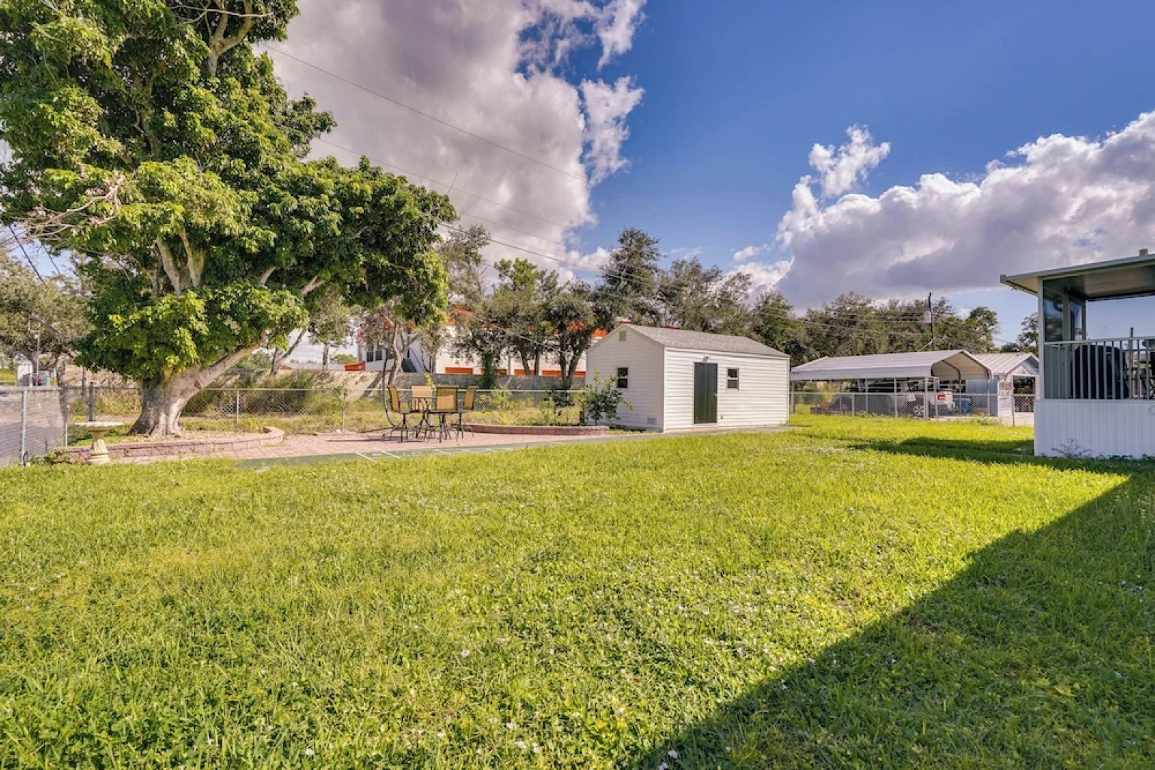 Sunny Fort Myers Home w/ Screened-in Porch & Grill