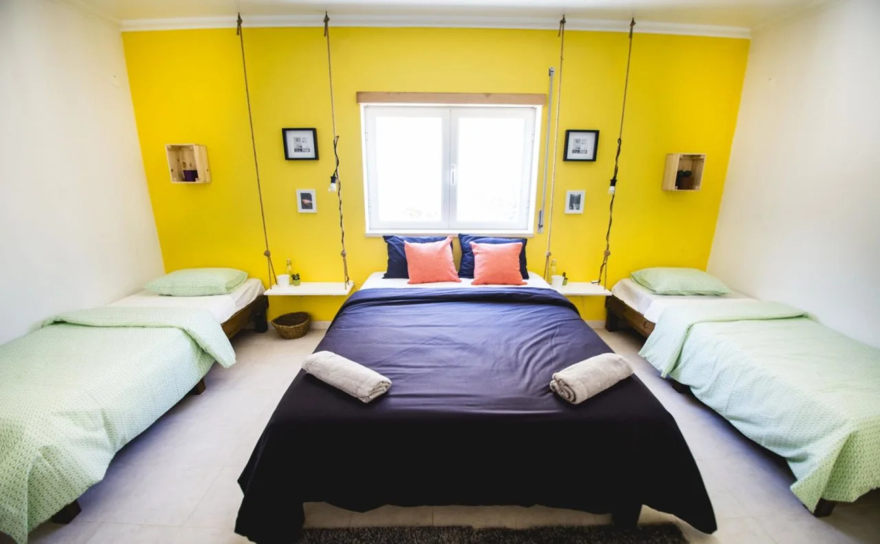 Pineapple Surf House - Hostel