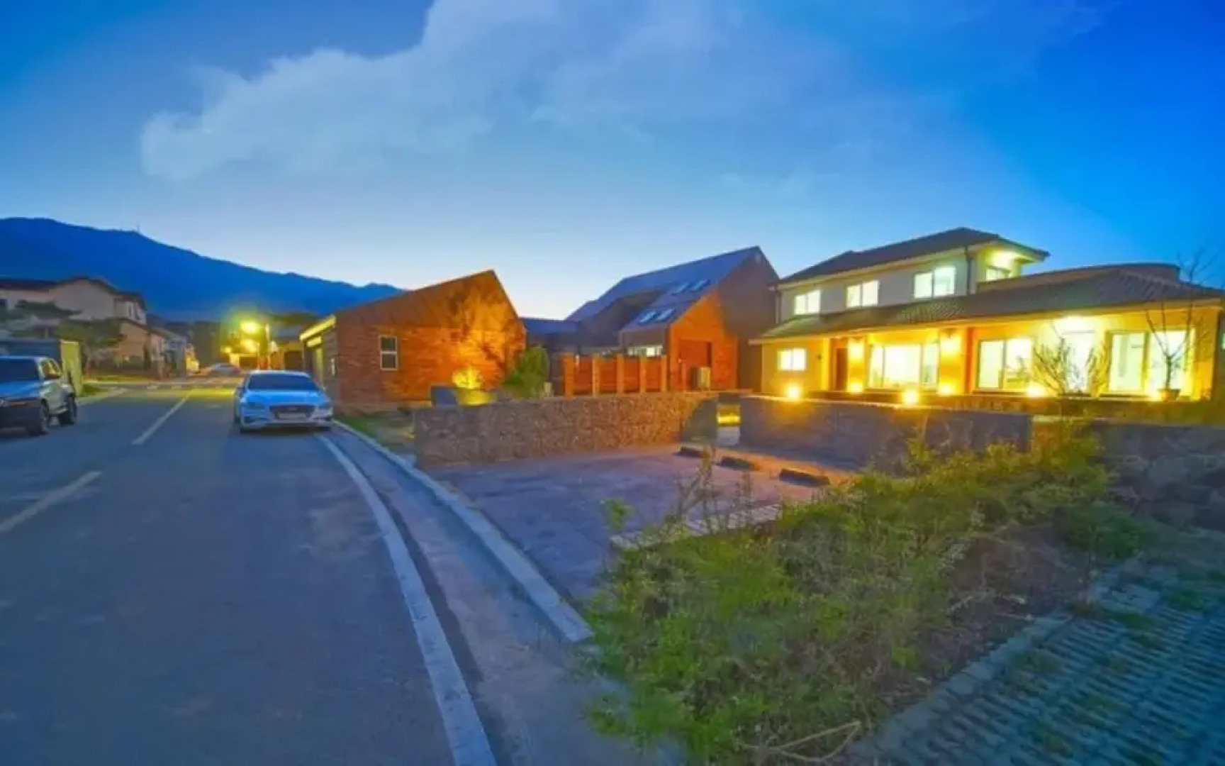 Jeonju Hosumaeul Dusilleene Pension