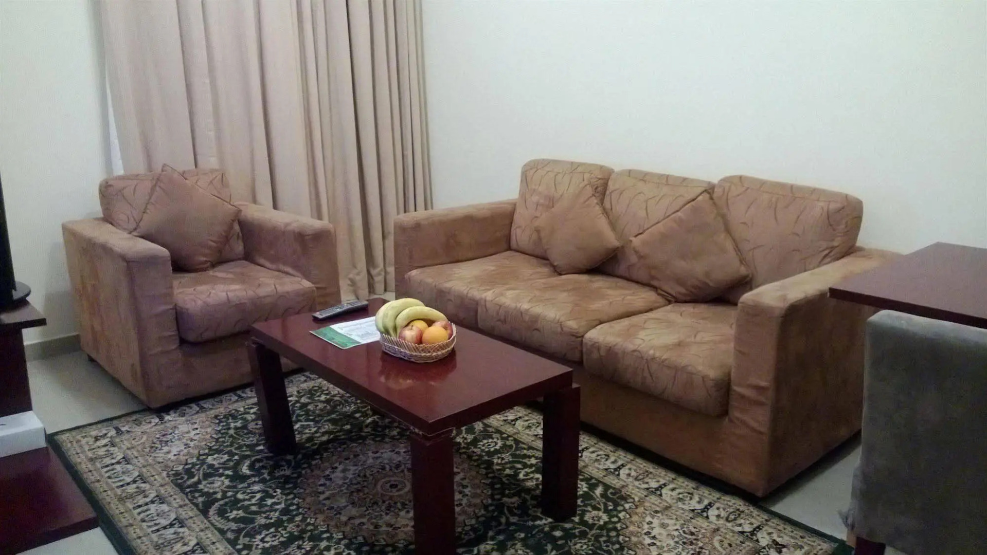 Raynor Hotel Apartments