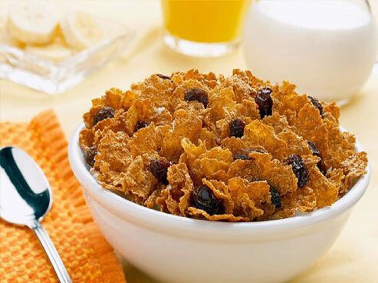 The Colony Club Inn & Suites