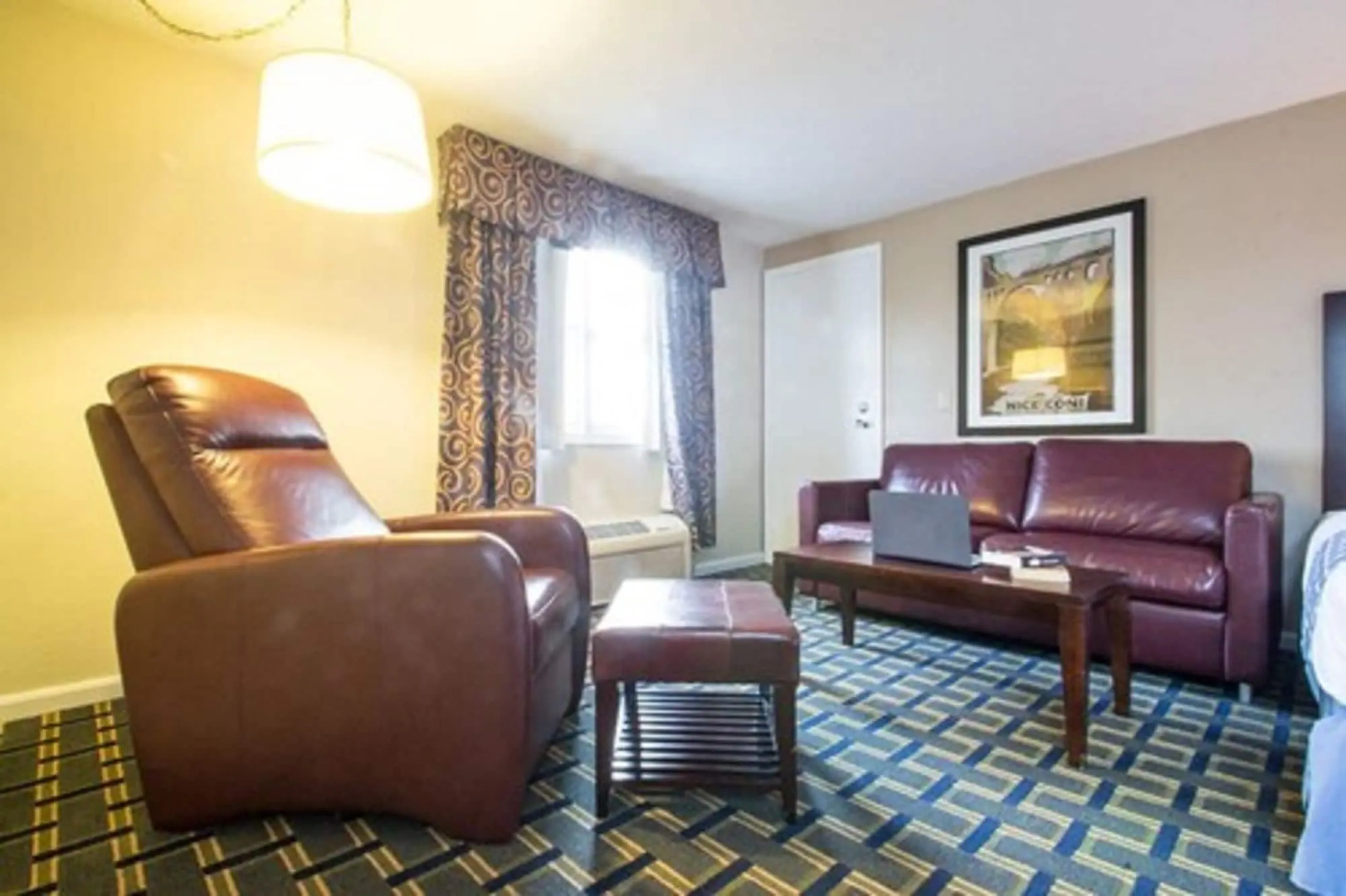 Uncommoner Hotel by Reverie Boutique Collection