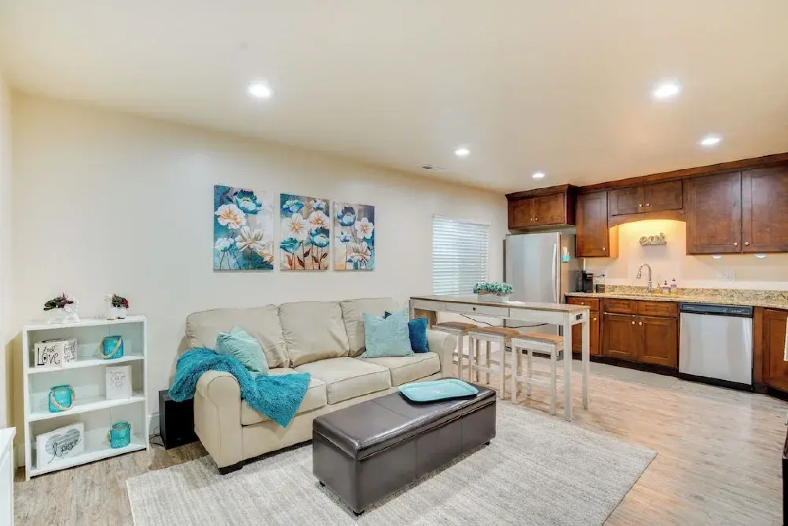 Modern Lehi Apartment: 2 Mi to Thanksgiving Point