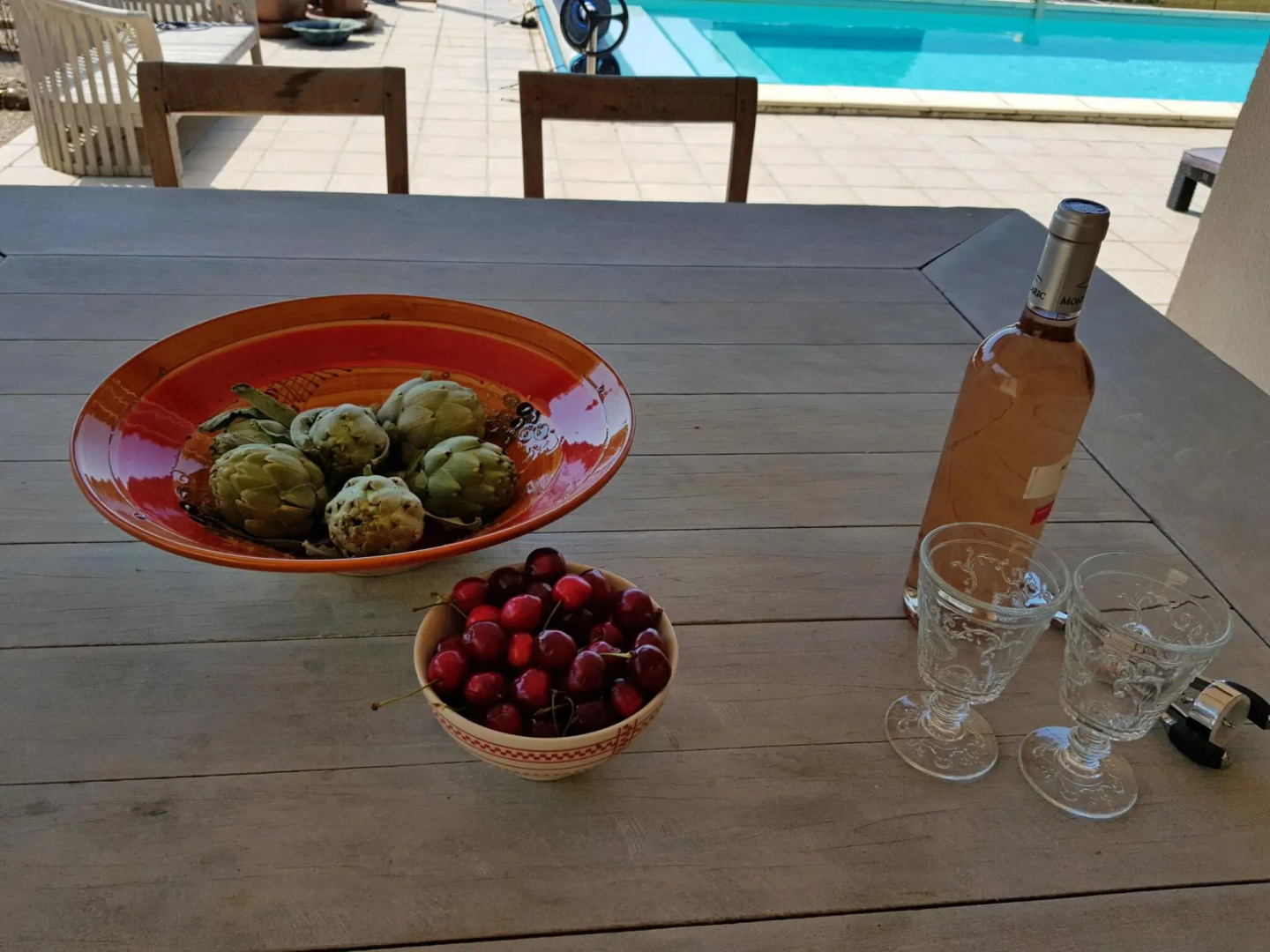 Lush villa in Vélieux with private heated swimming pool