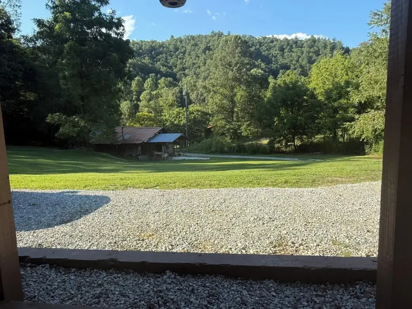 Cozy Dragon's Nest Cabin Retreat