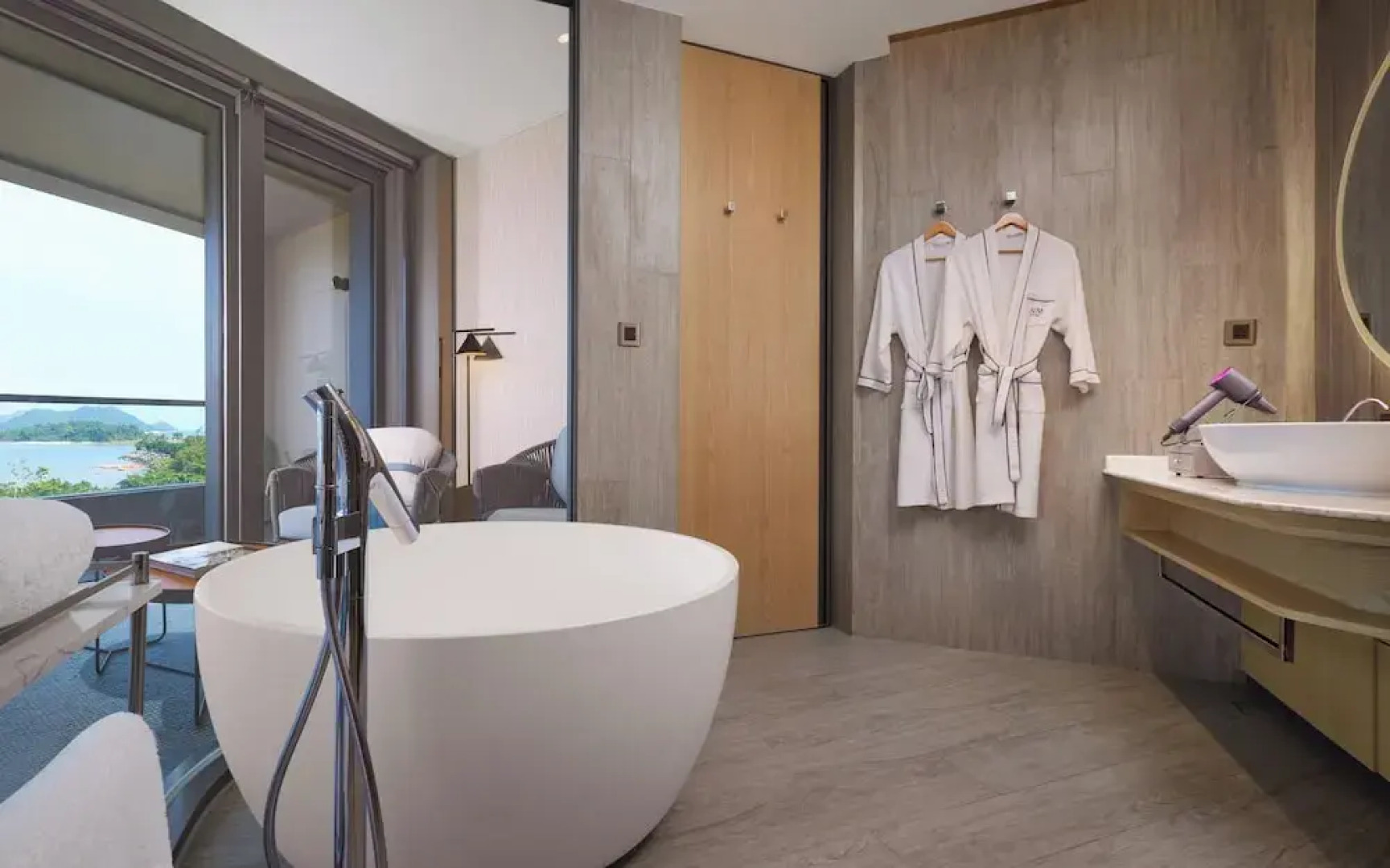 WM Hotel Hong Kong, Vignette Collection by IHG