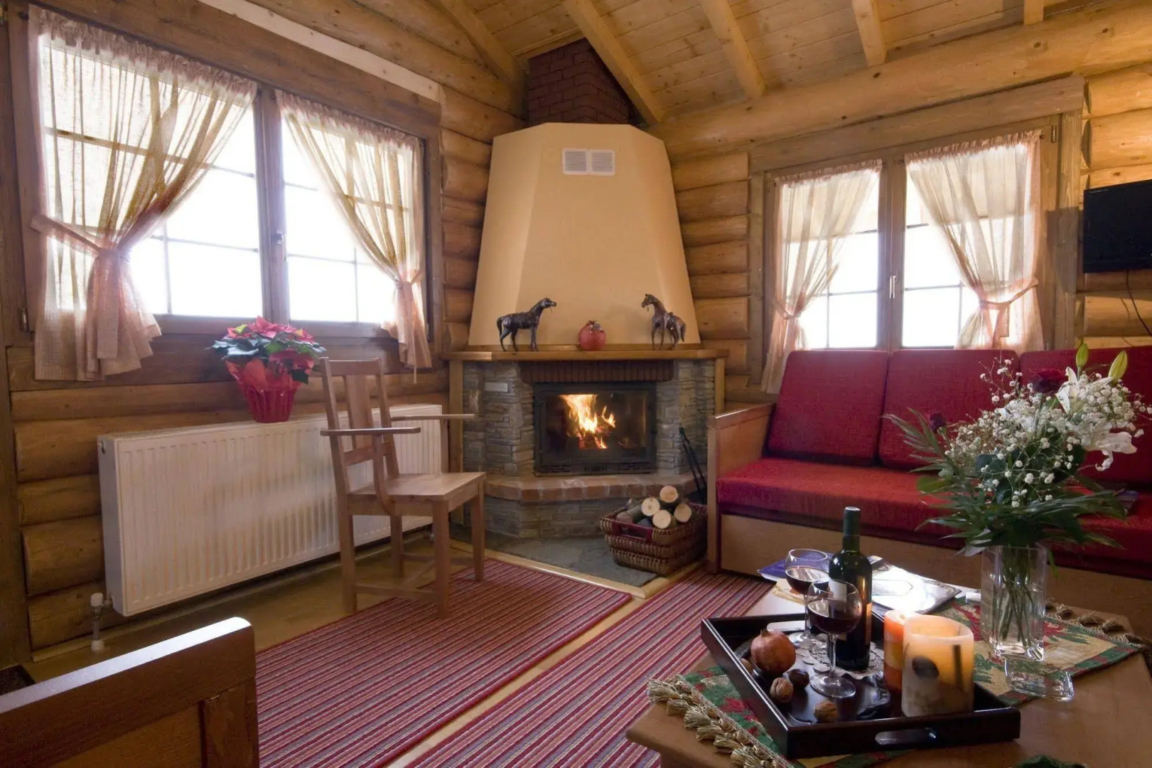 Sfendamos Wood Village