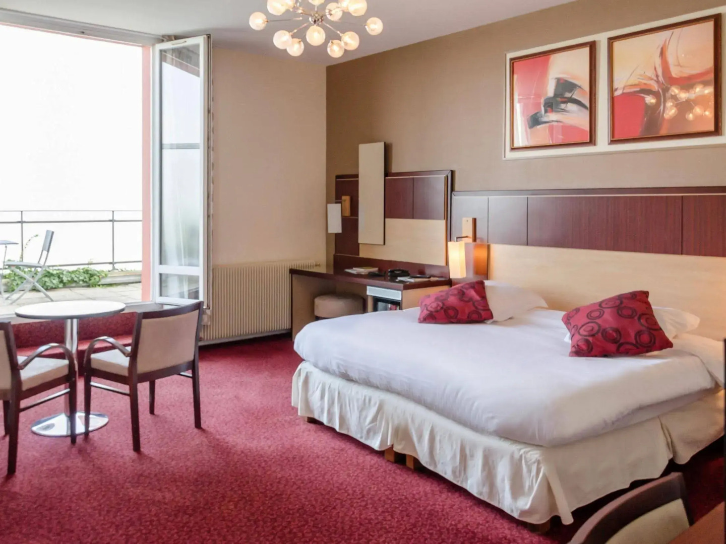 Les Vagues Hôtel & Spa