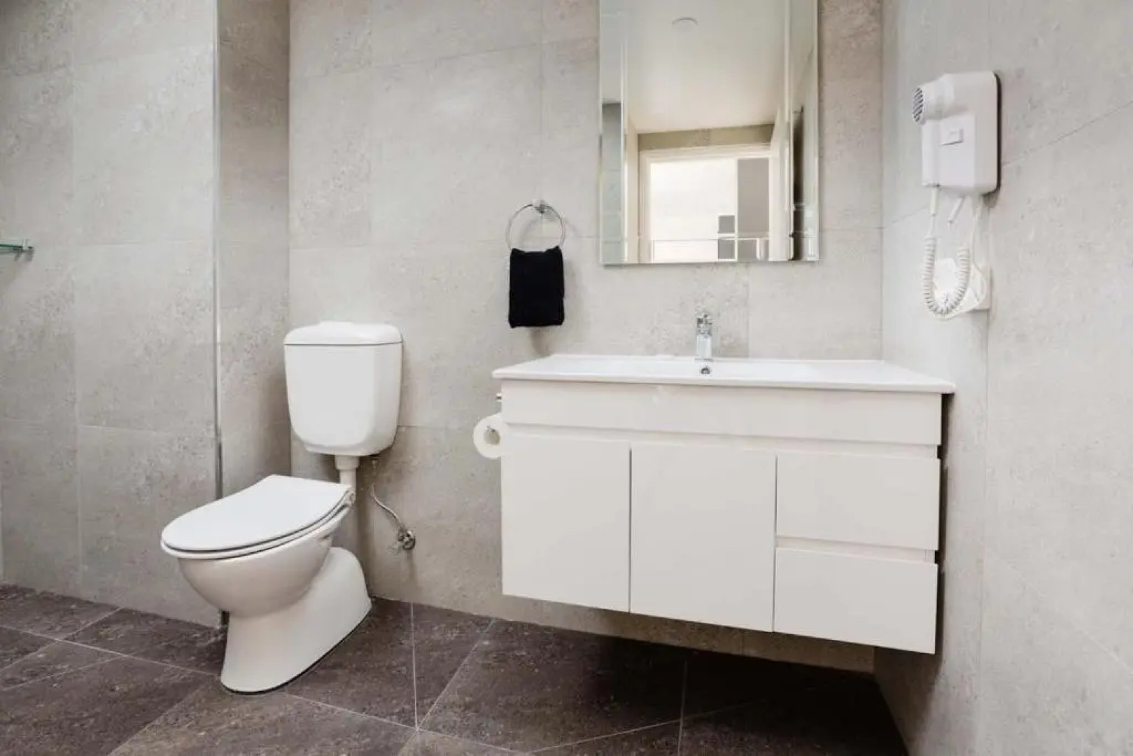 Nautilos on The Harbour