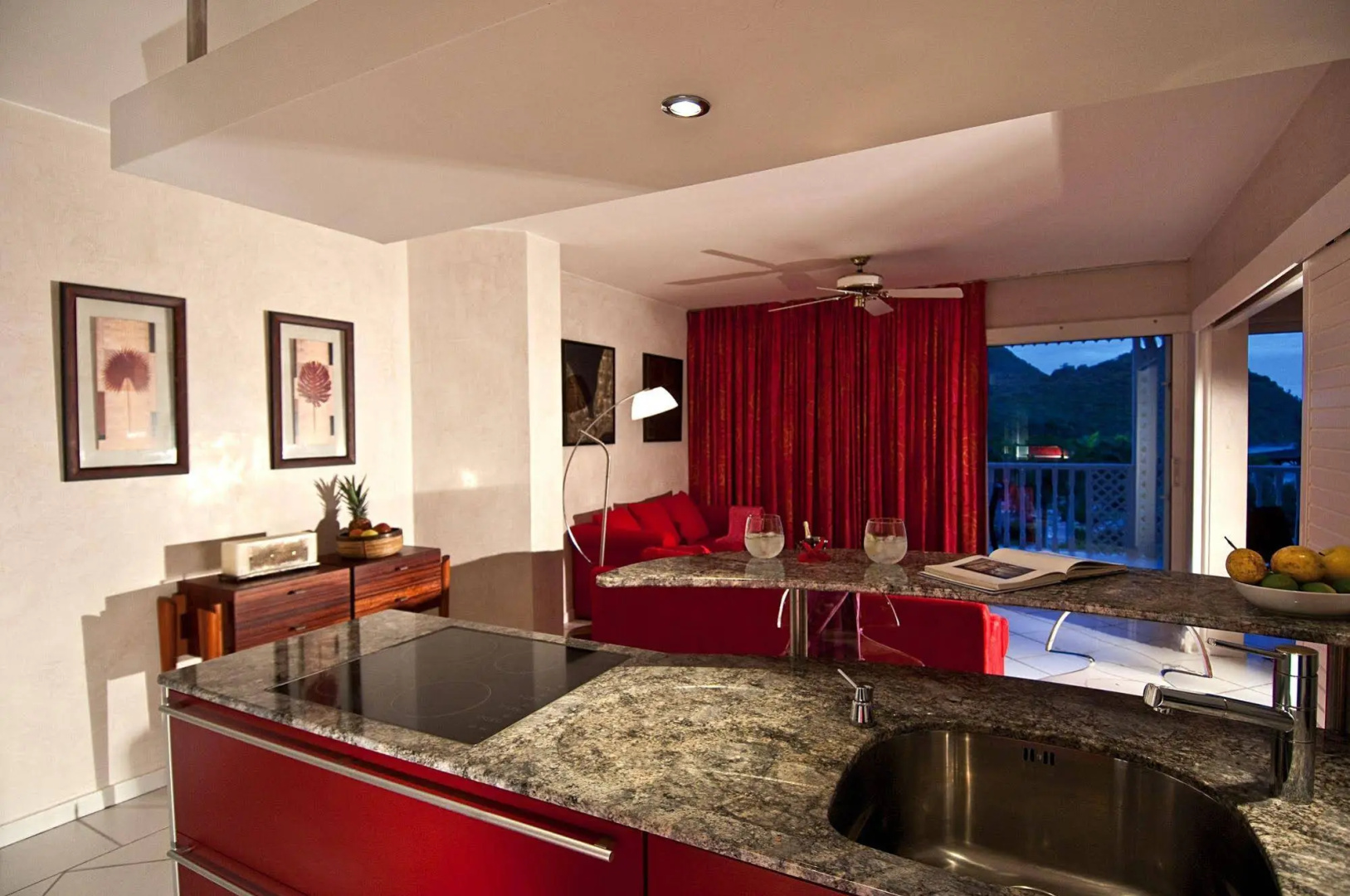 Le Domaine Anse Marcel Beach Resort
