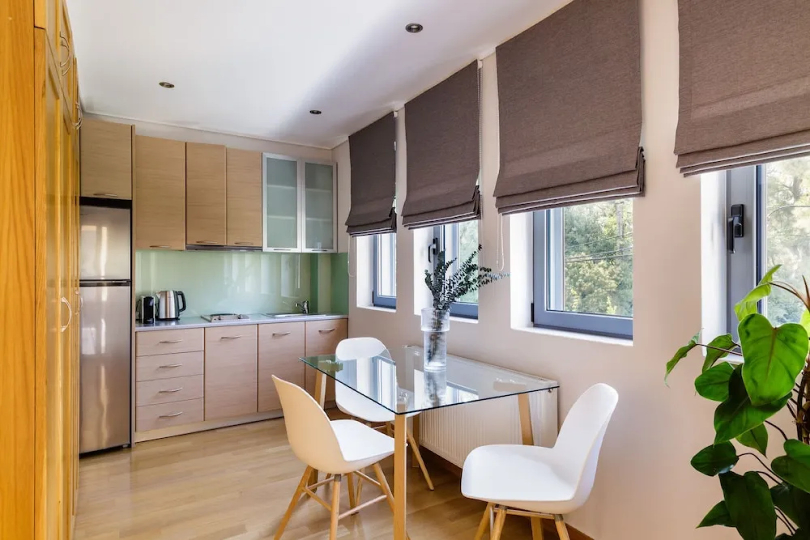 Eos Urban Villa by Upstreet