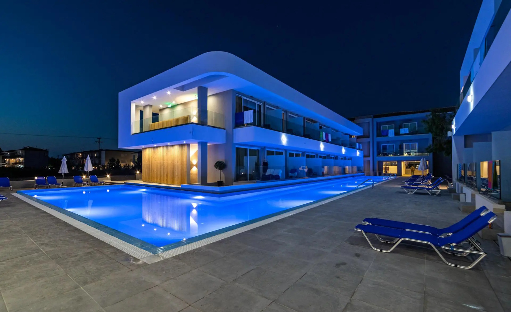 White Olive Premium Laganas - All Inclusive