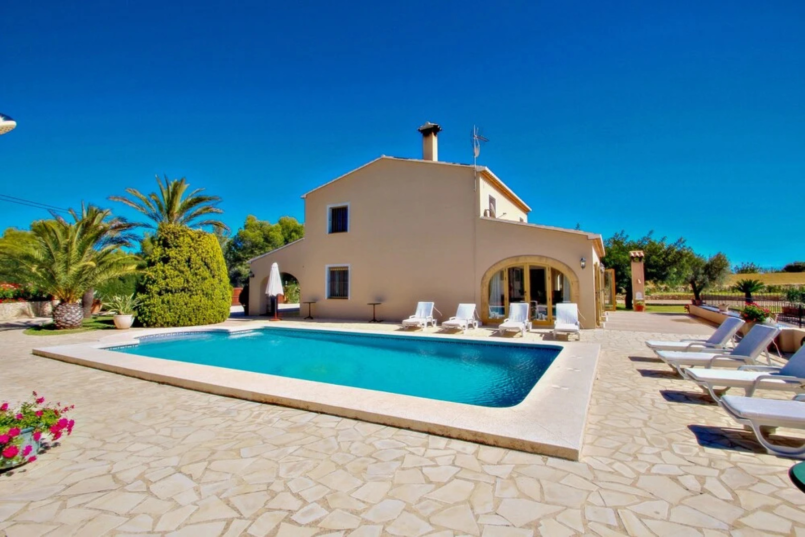 Finca Cantares - holiday home with private swimming pool in Benissa