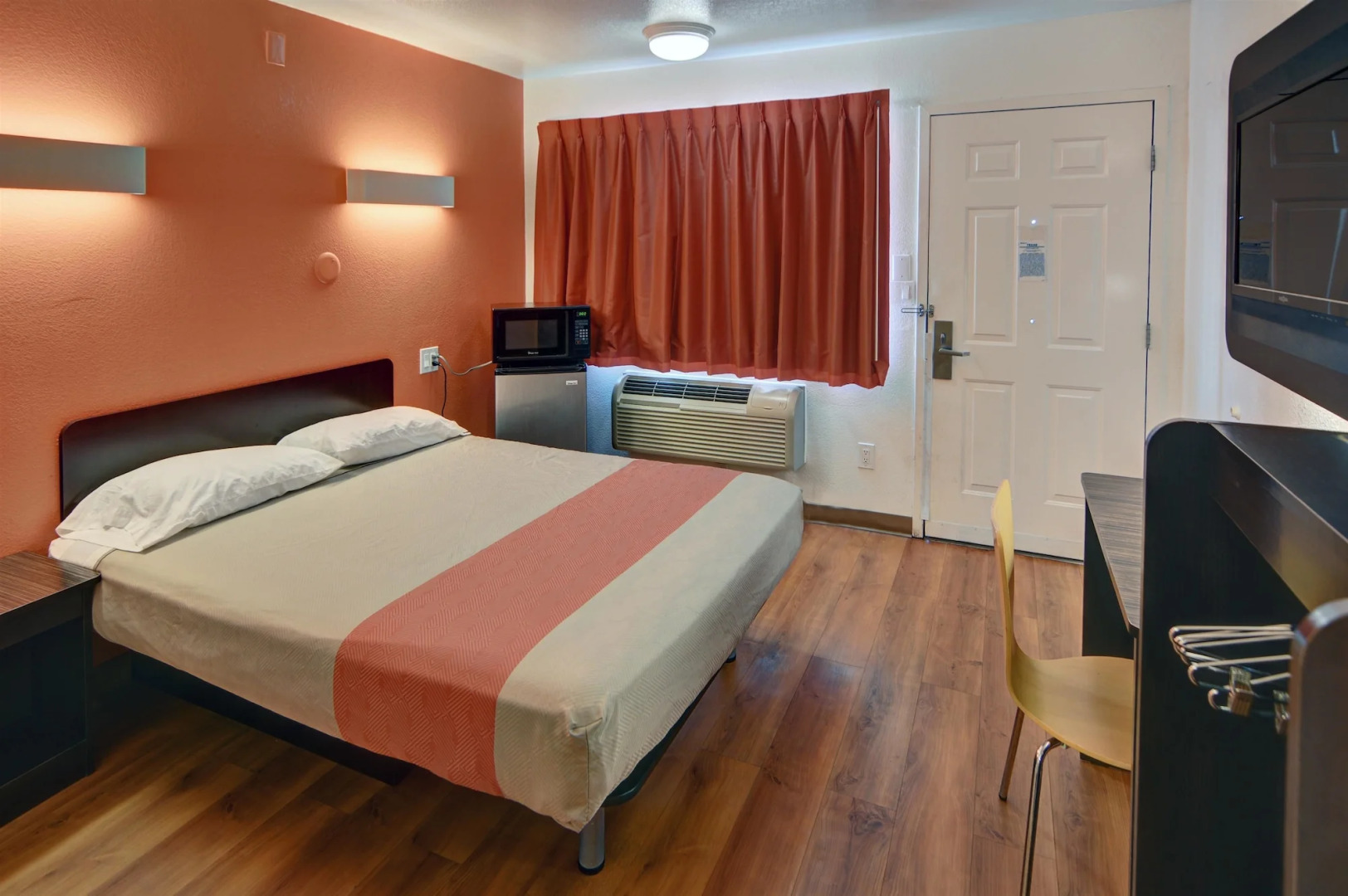 Motel 6 Denton, TX - UNT