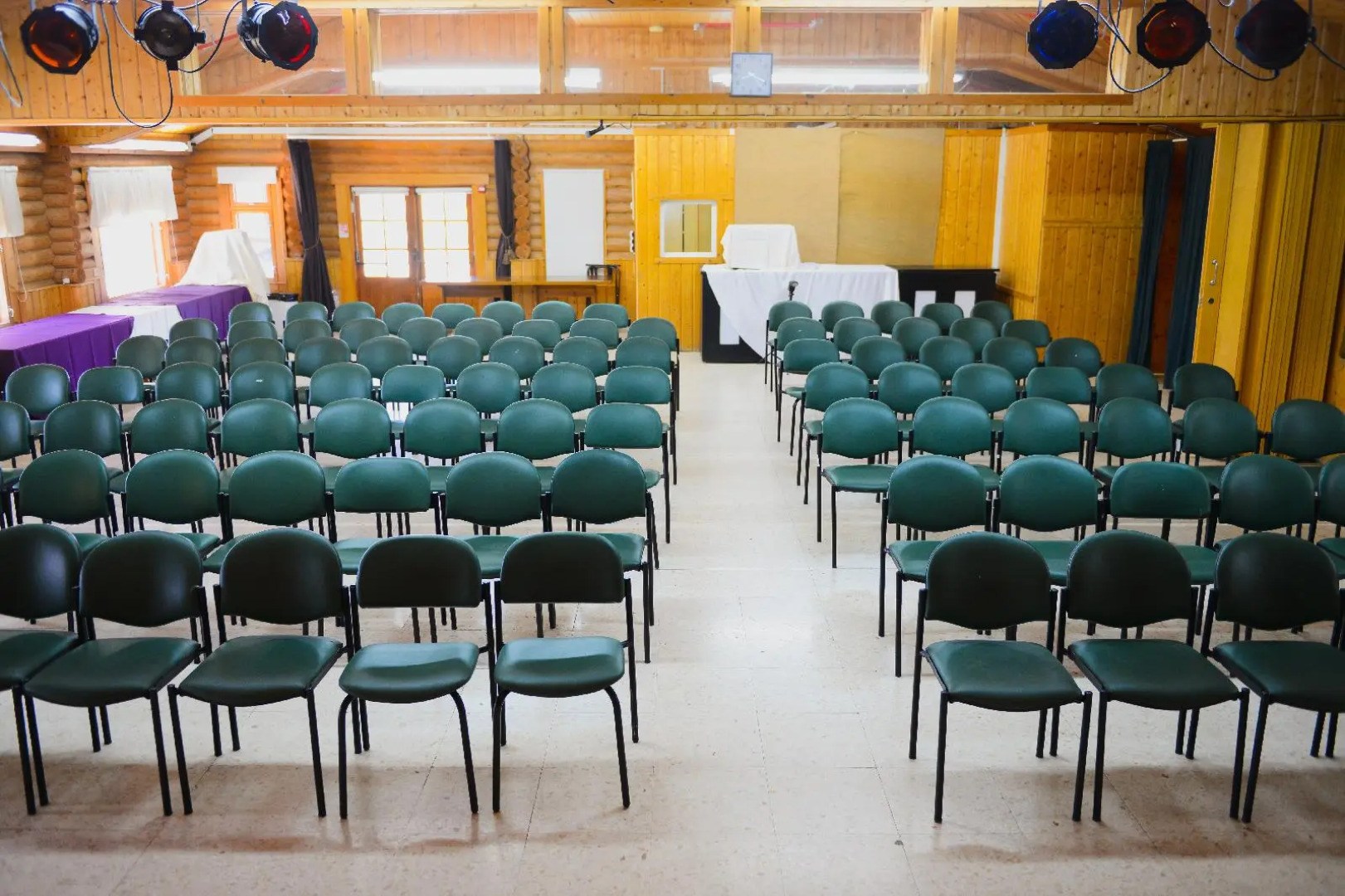 Logos hotel in Yad Hashmona