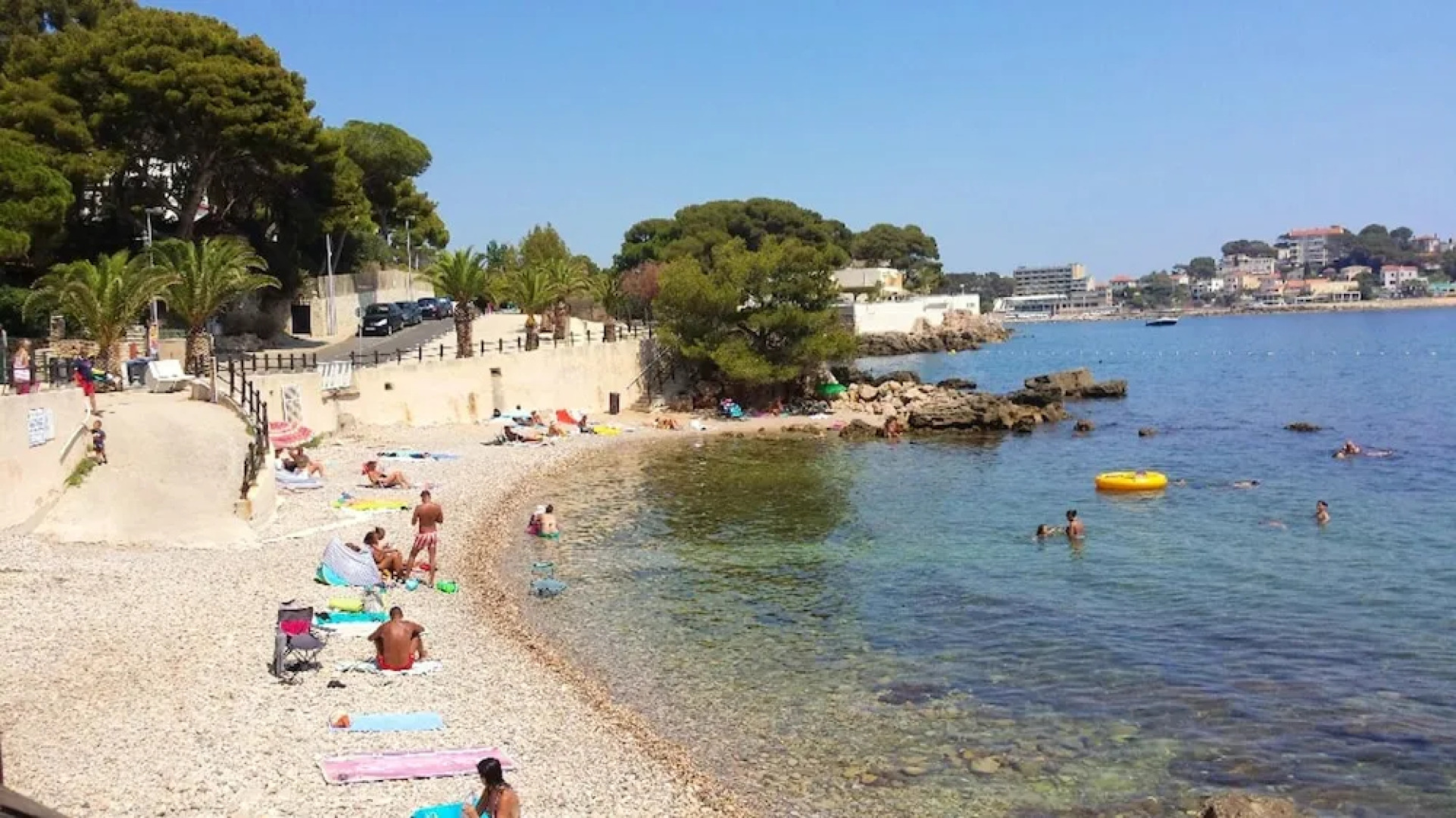 Apartment With one Bedroom in Bandol, With Furnished Terrace - 2 km From the Beach