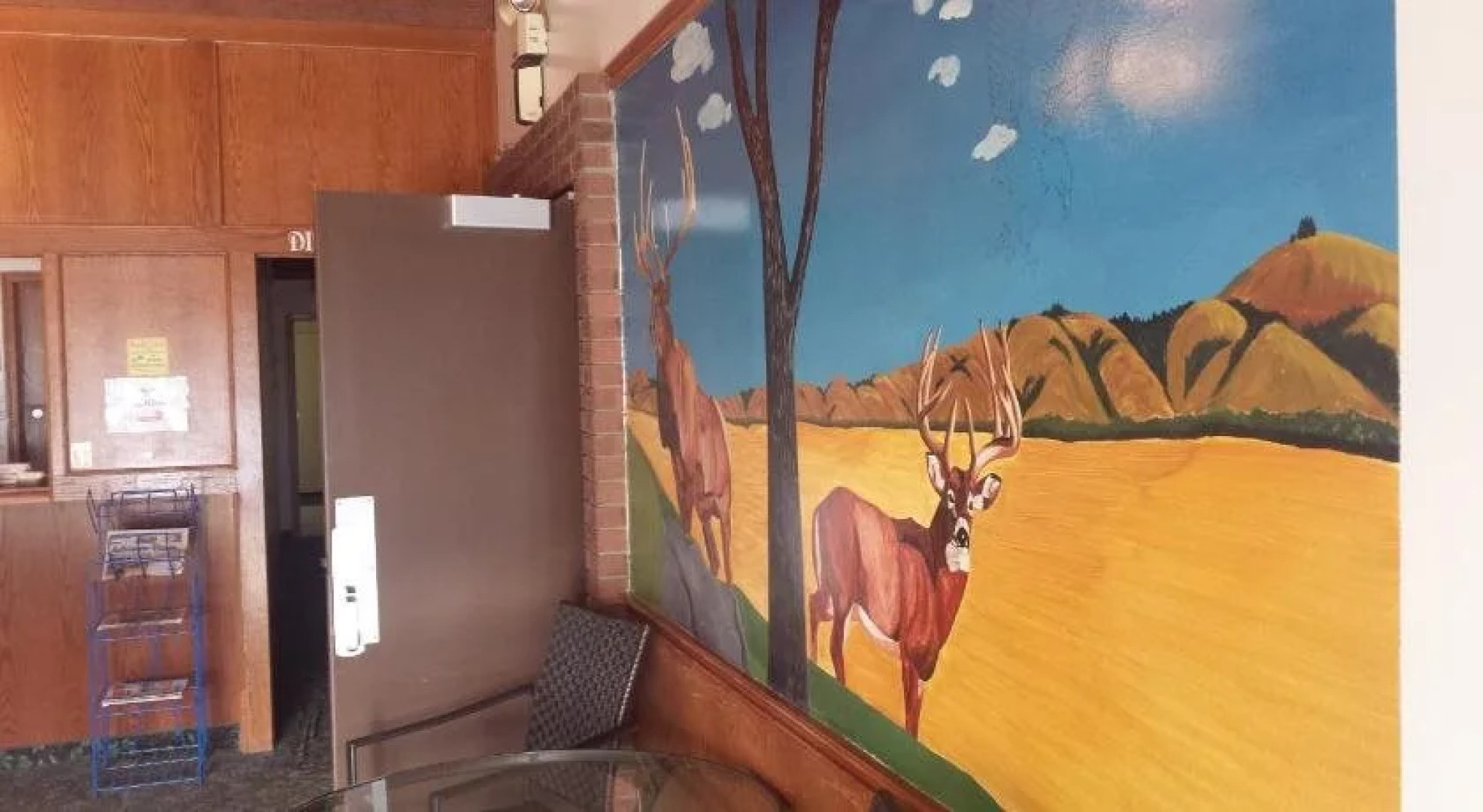 Maple Creek Motor Inn