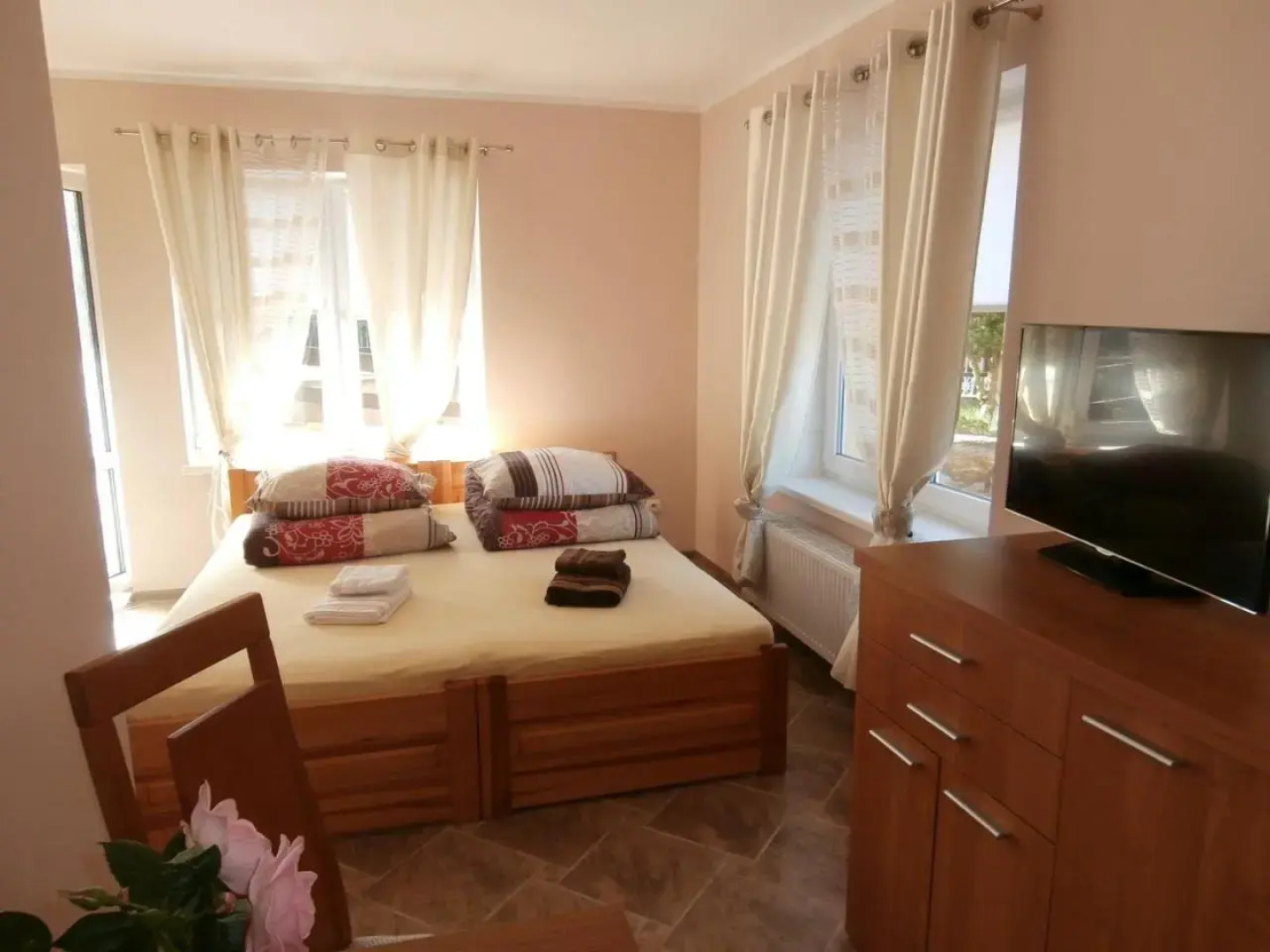 Pokoje Gościnne - Noclegi Charzykowy