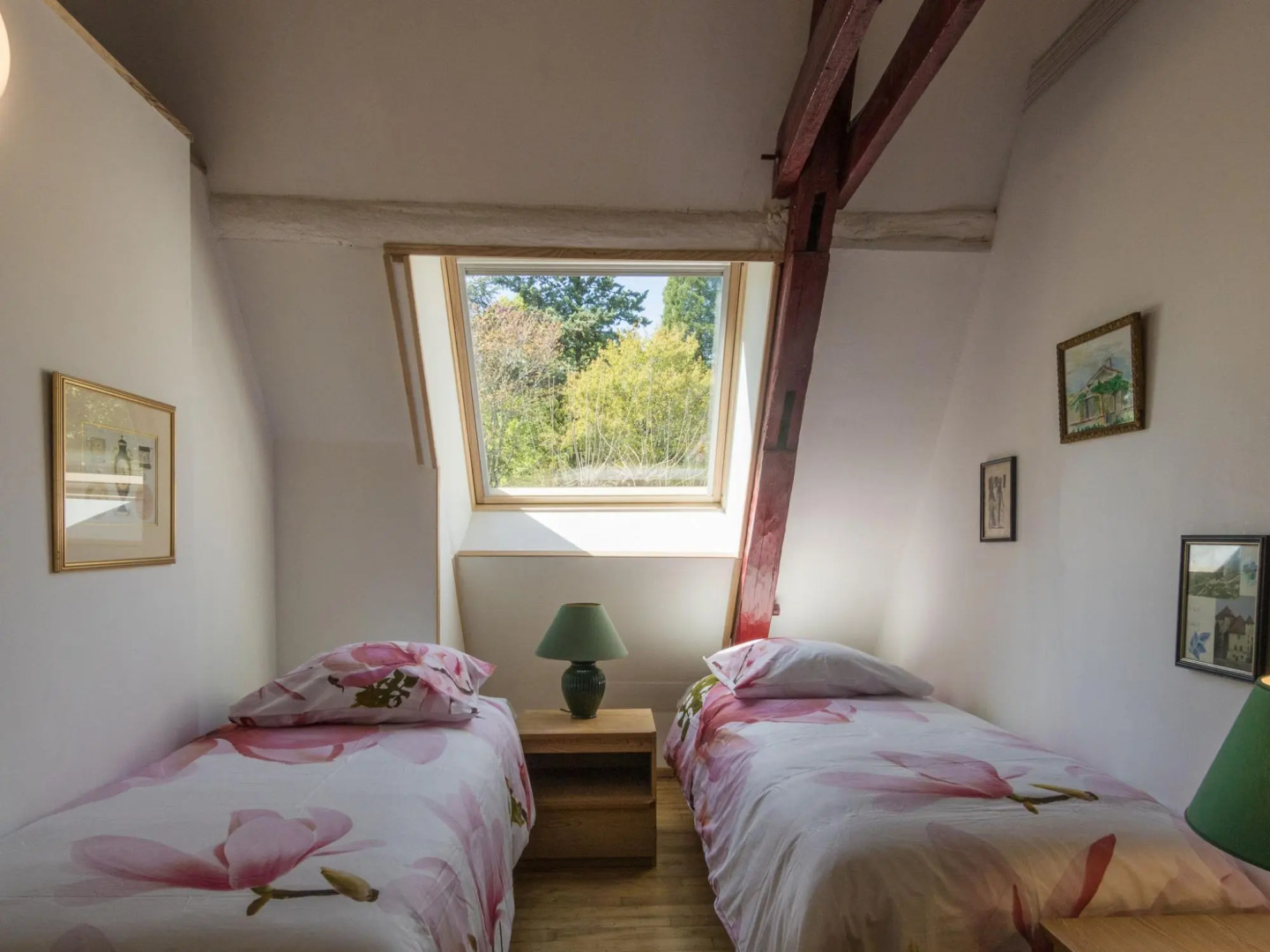 Three Lovely Gîtes Surrounded by Nature, With Private Swimming Pool and Garden