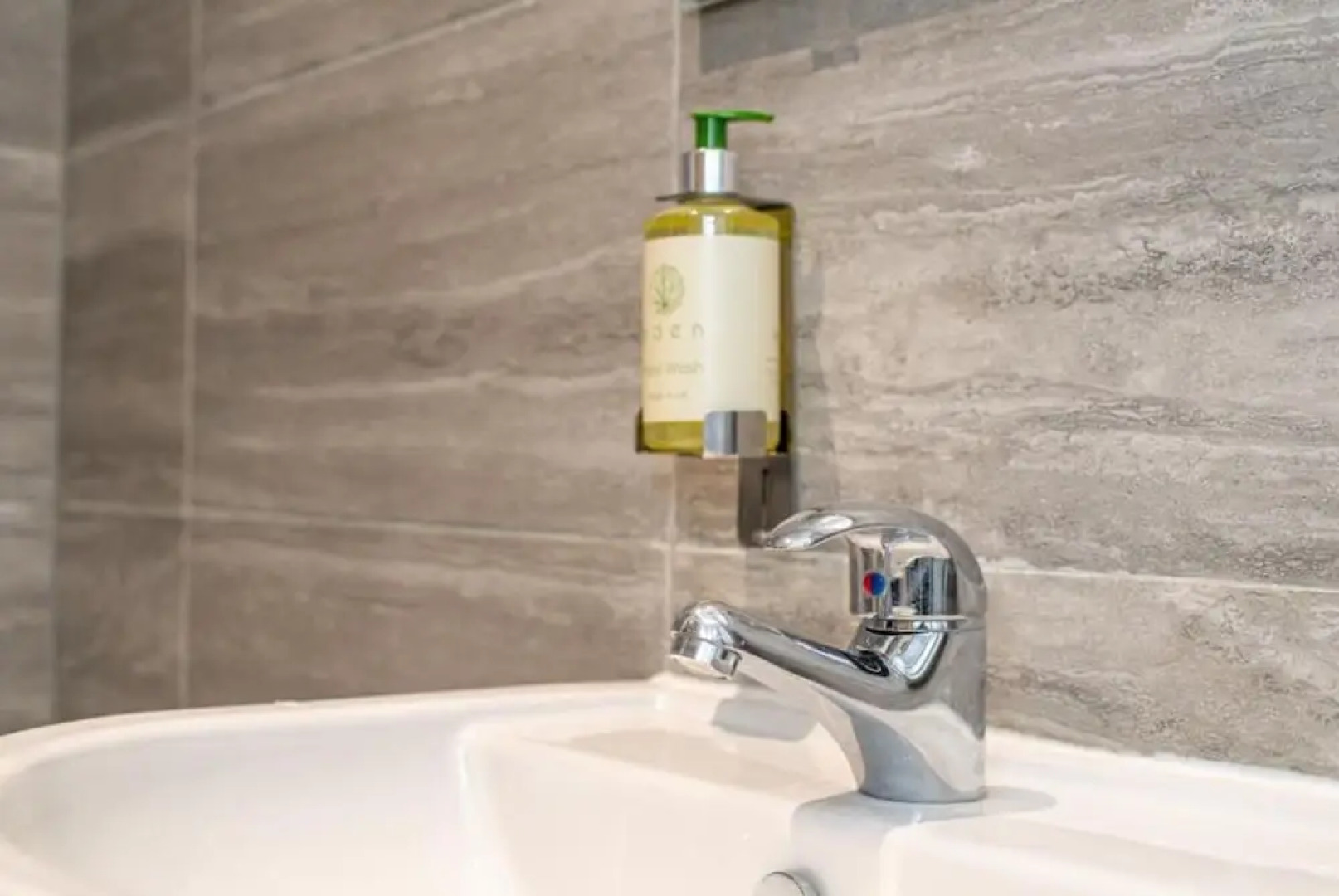 The Blossoms Liverpool City - Modern Studios and Apartments near Anfield