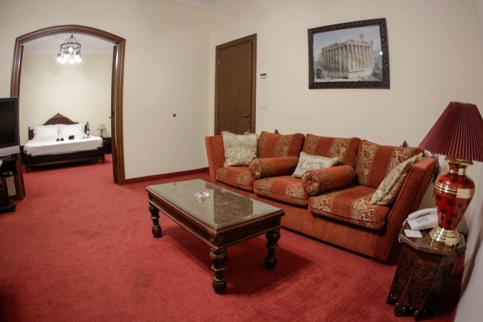 Quartier Suisse Hotel