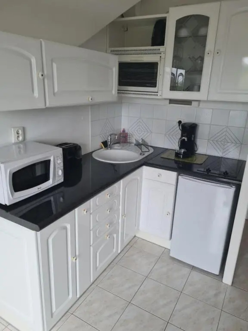 Charmant studio proche de la mer