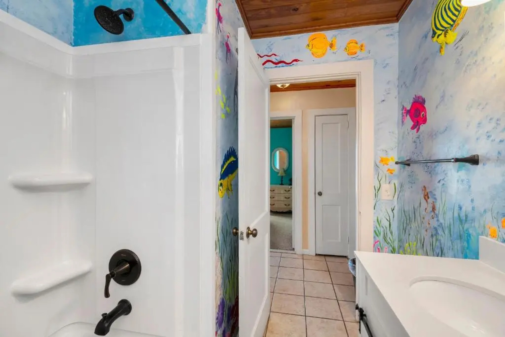 Papas Place by Oak Island Accommodations