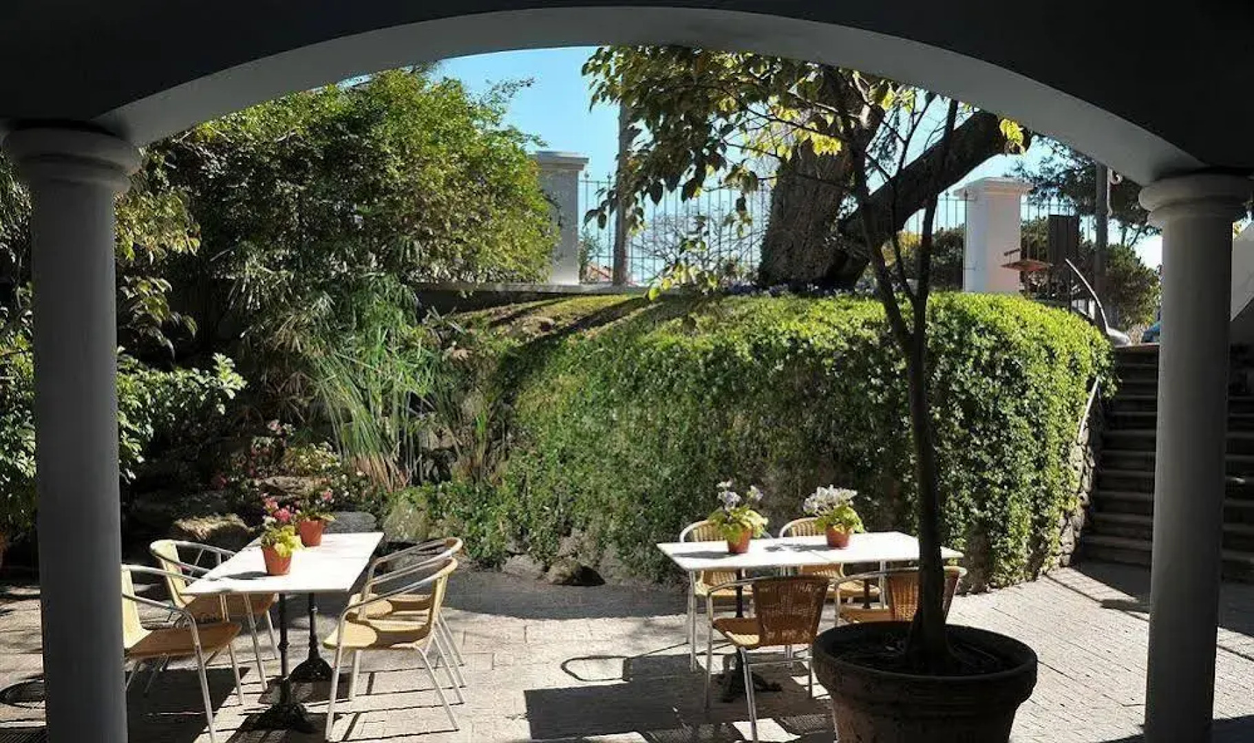 Regency Carrasco - Suites & Boutique Hotel