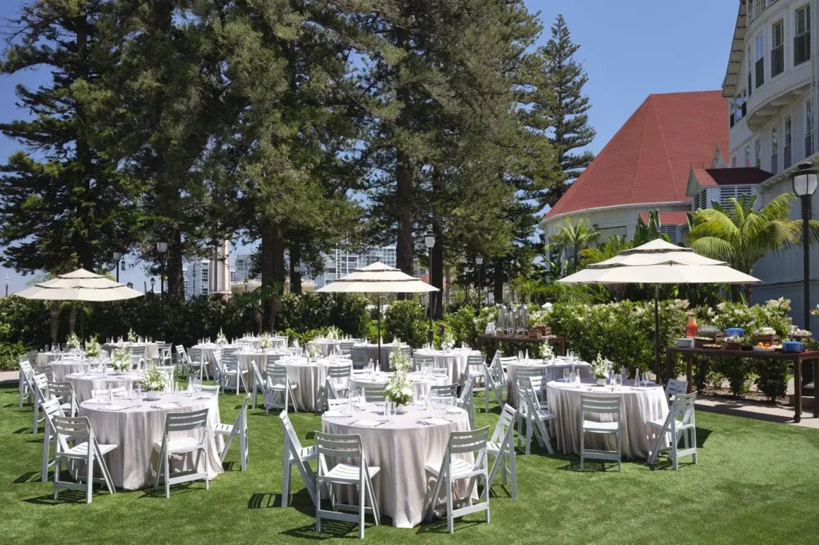 Shore House at The Del, LXR Hotels & Resorts